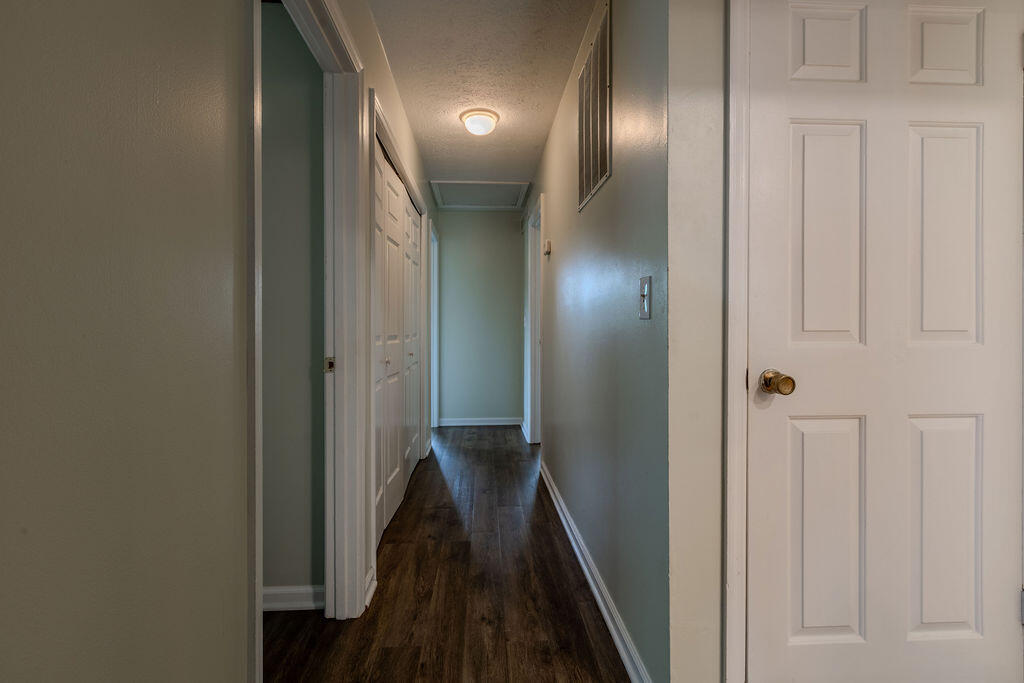 10 Poplar Lane Property Photo 6