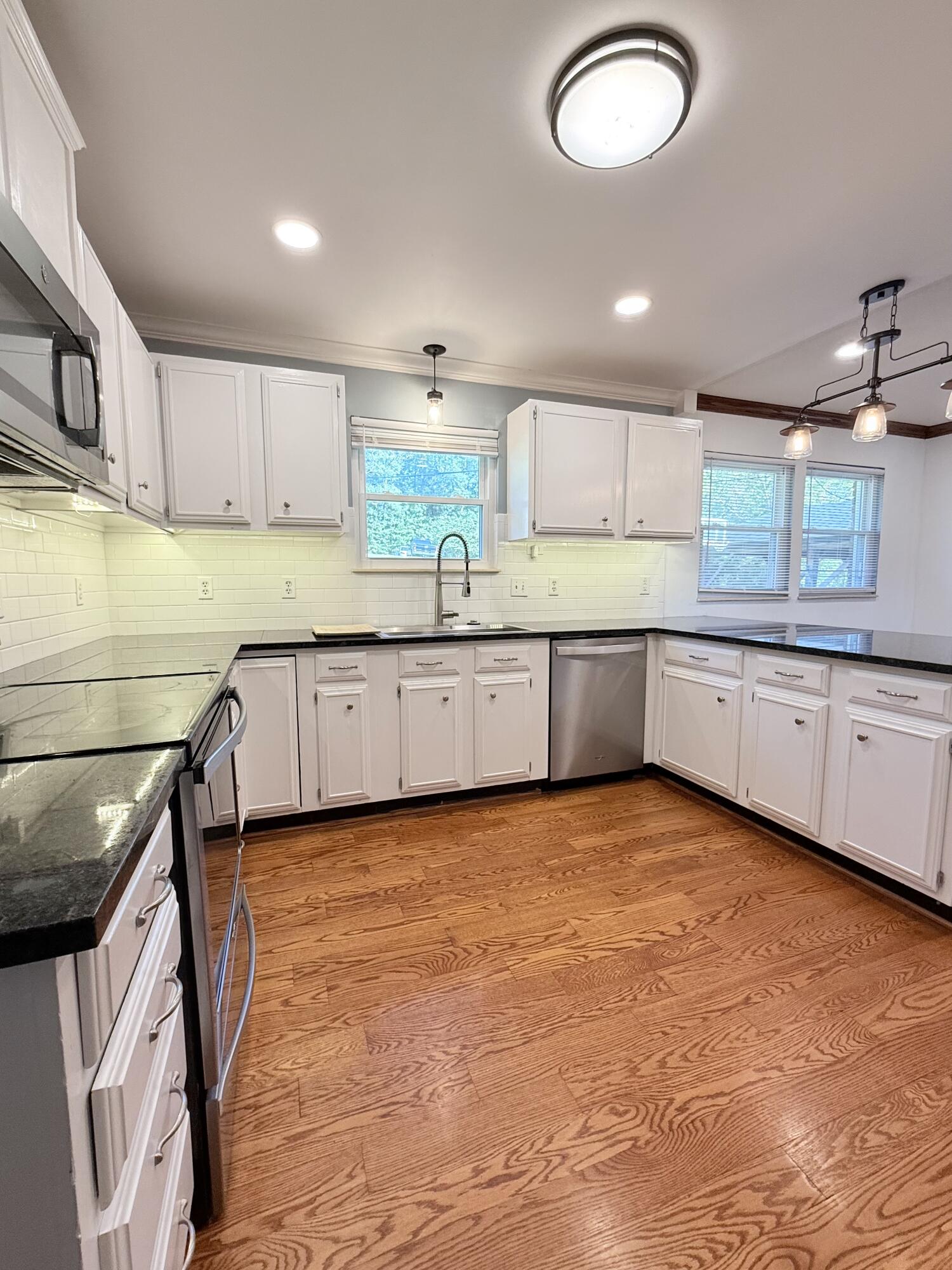 10 Poplar Lane Property Photo 12