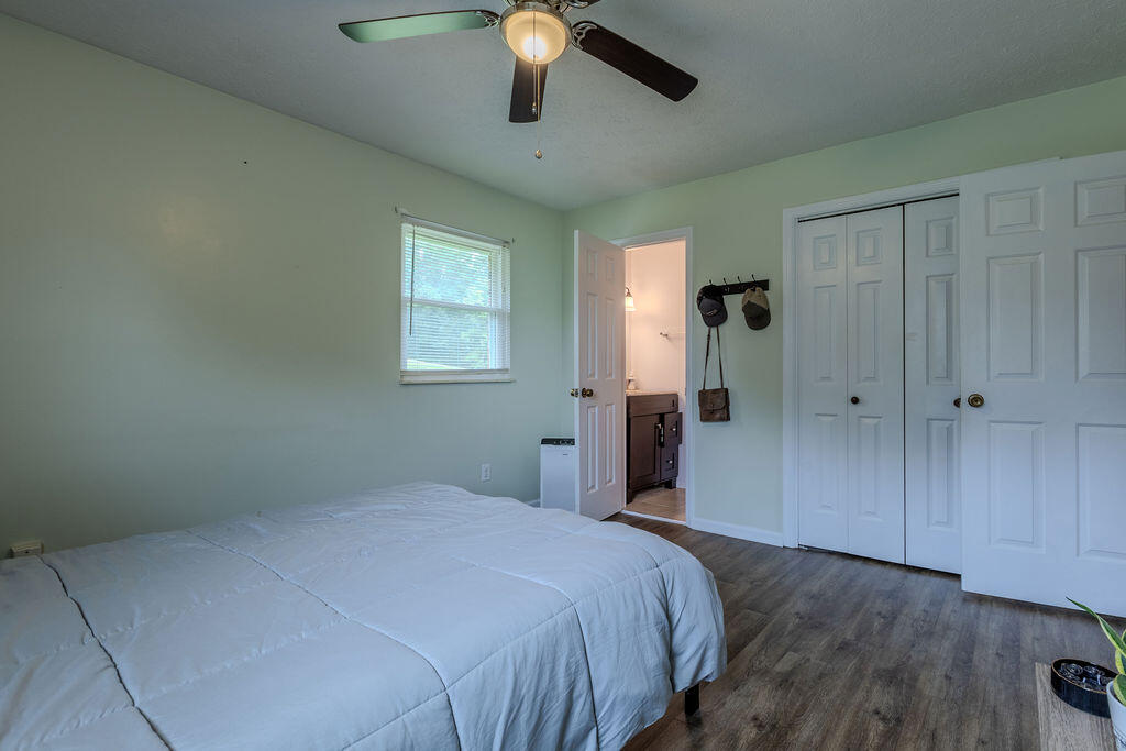 10 Poplar Lane Property Photo 19