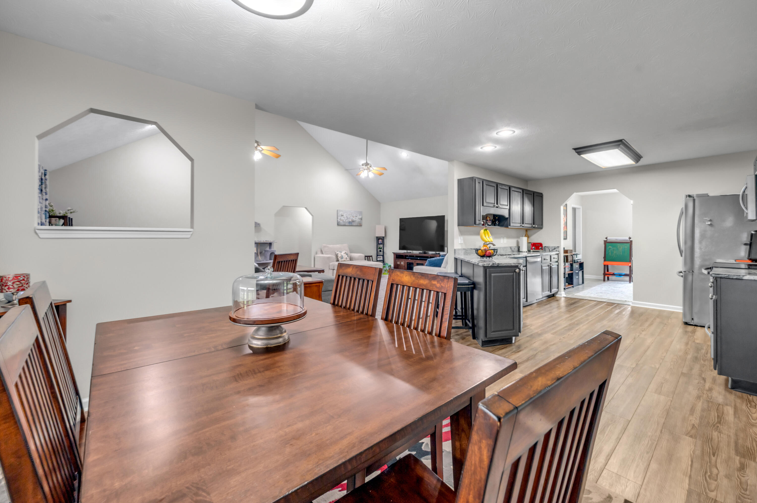 1000 Walnut Grove Circle Property Photo 15