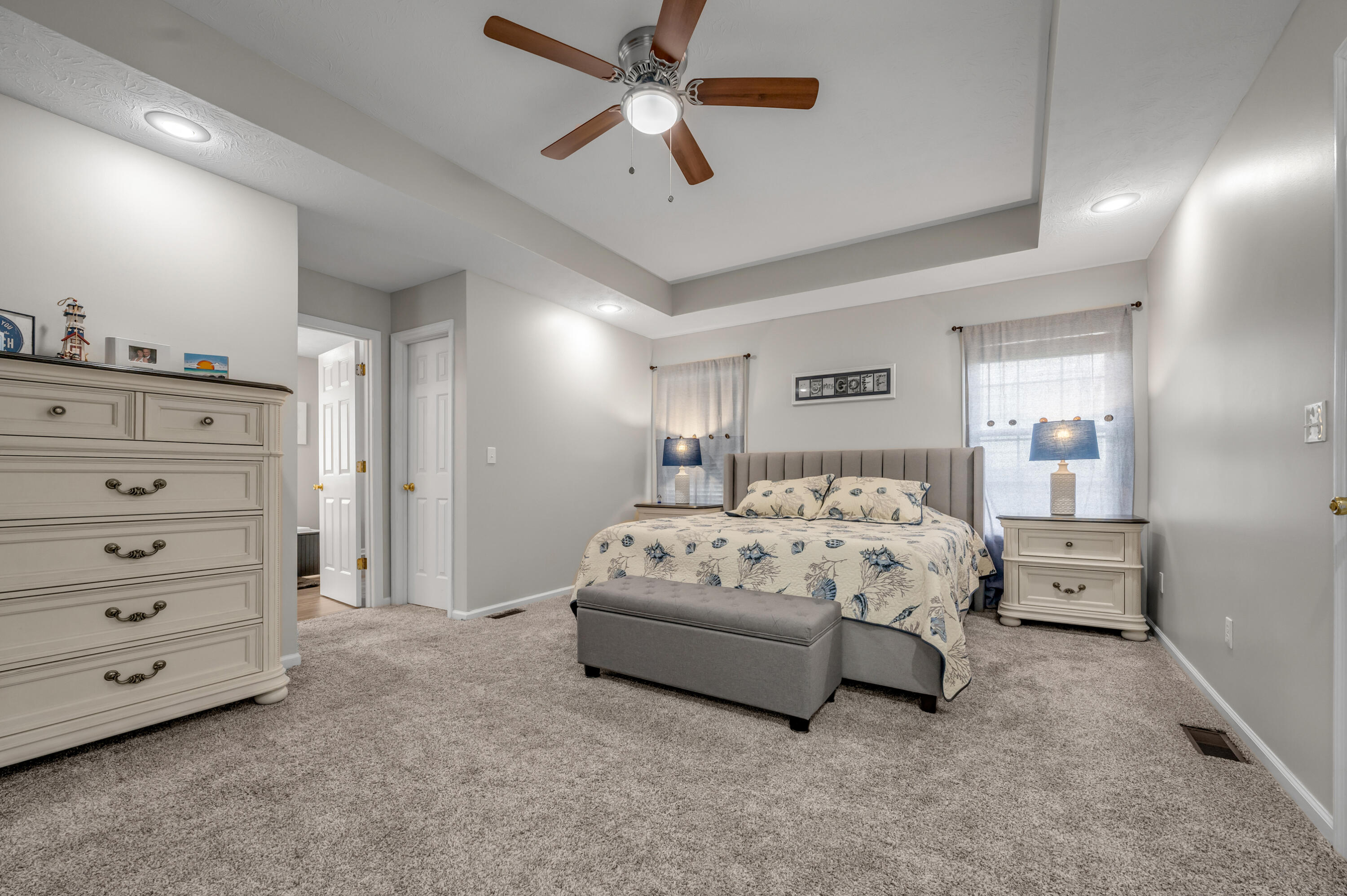 1000 Walnut Grove Circle Property Photo 16