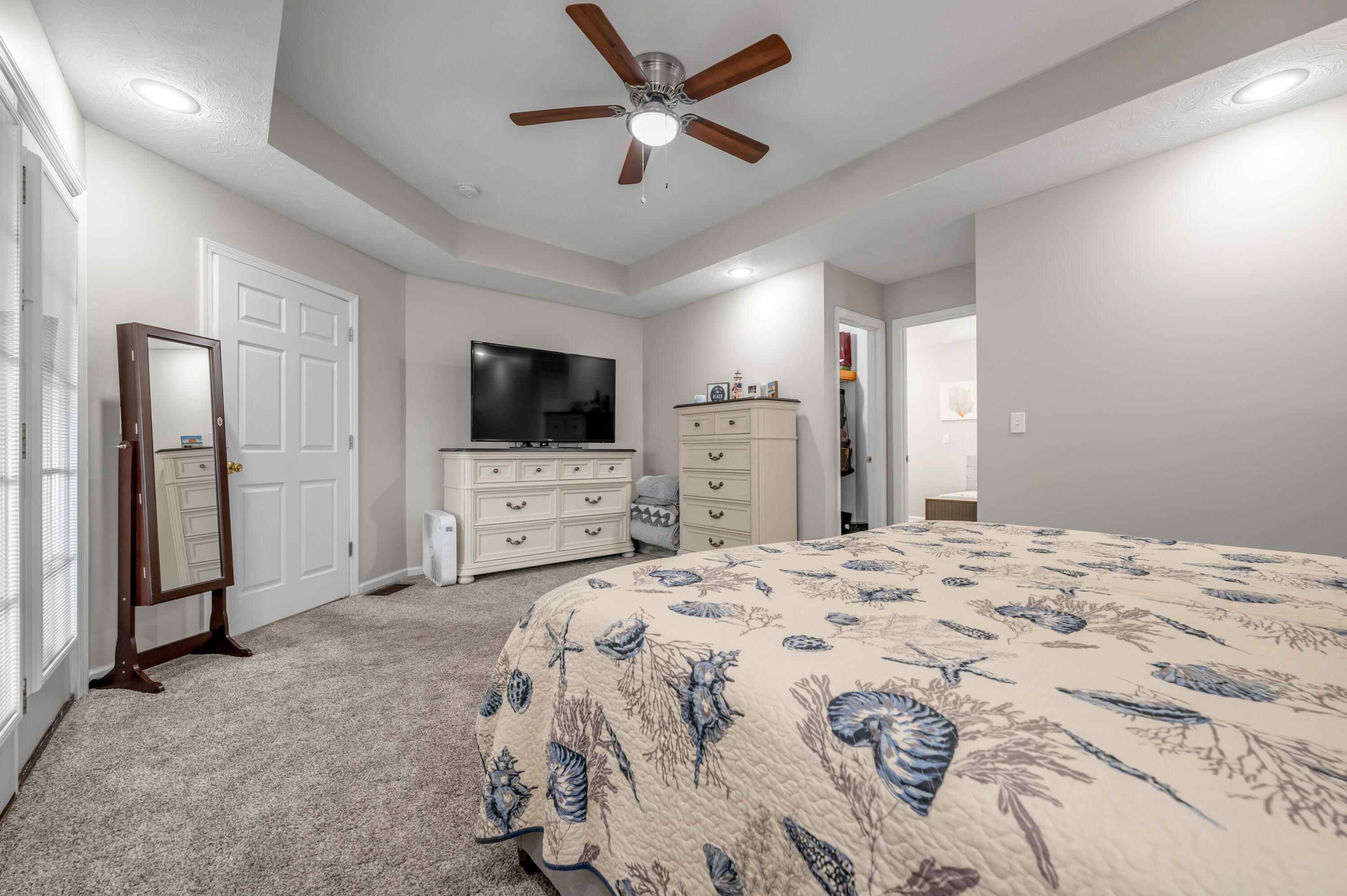 1000 Walnut Grove Circle Property Photo 17