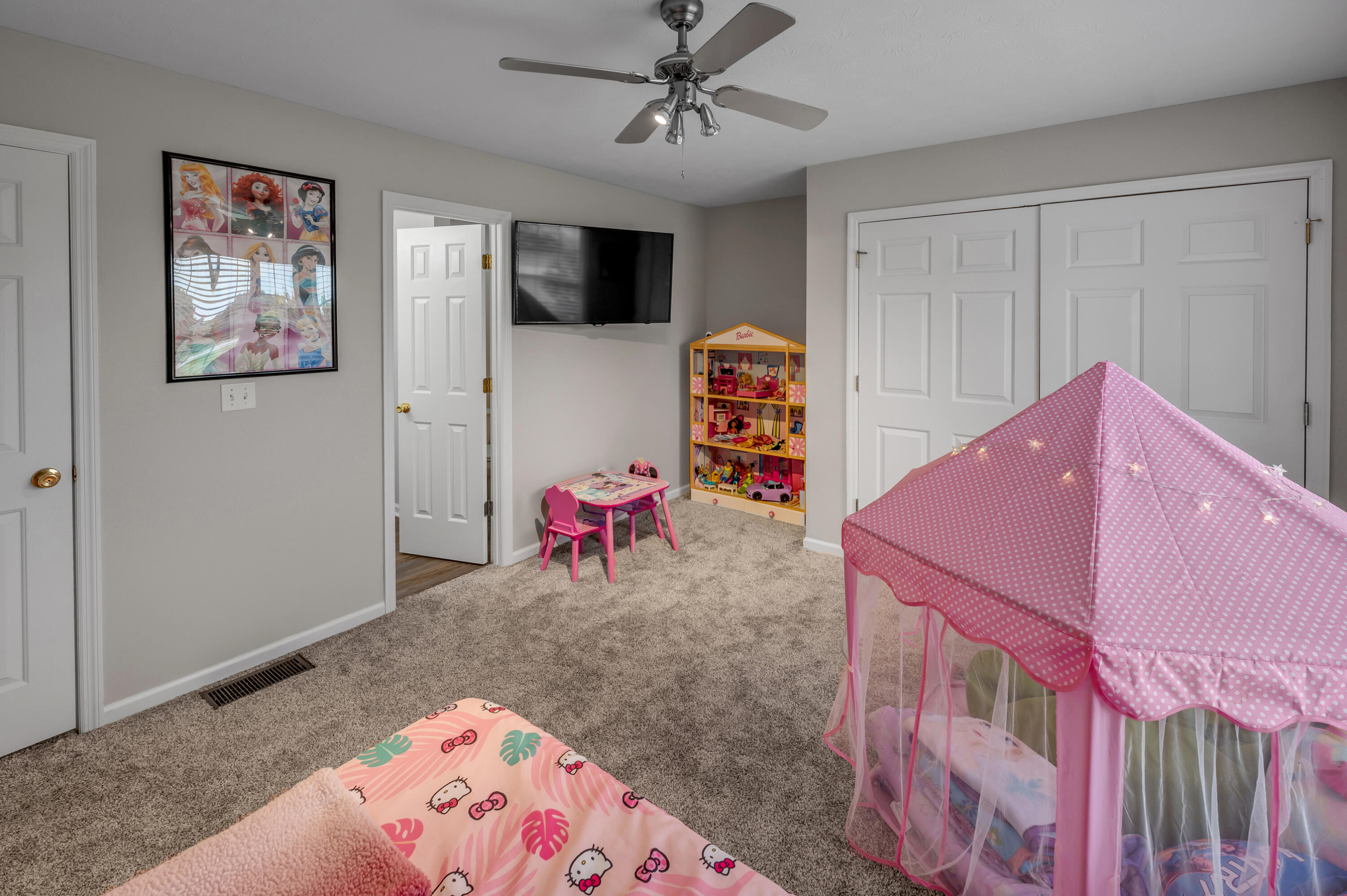 1000 Walnut Grove Circle Property Photo 35
