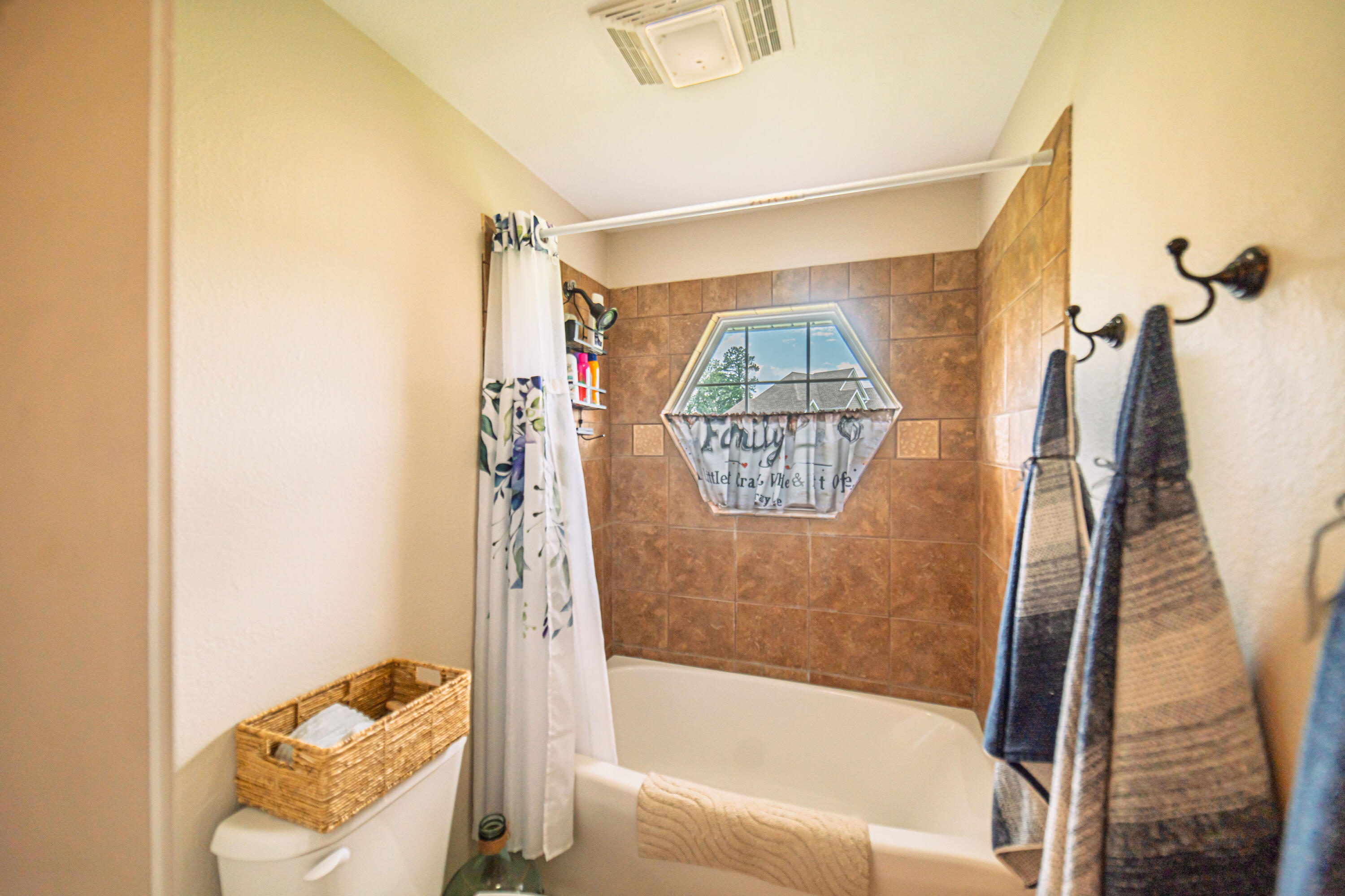 173 Elwood Gordon Drive Property Photo 45