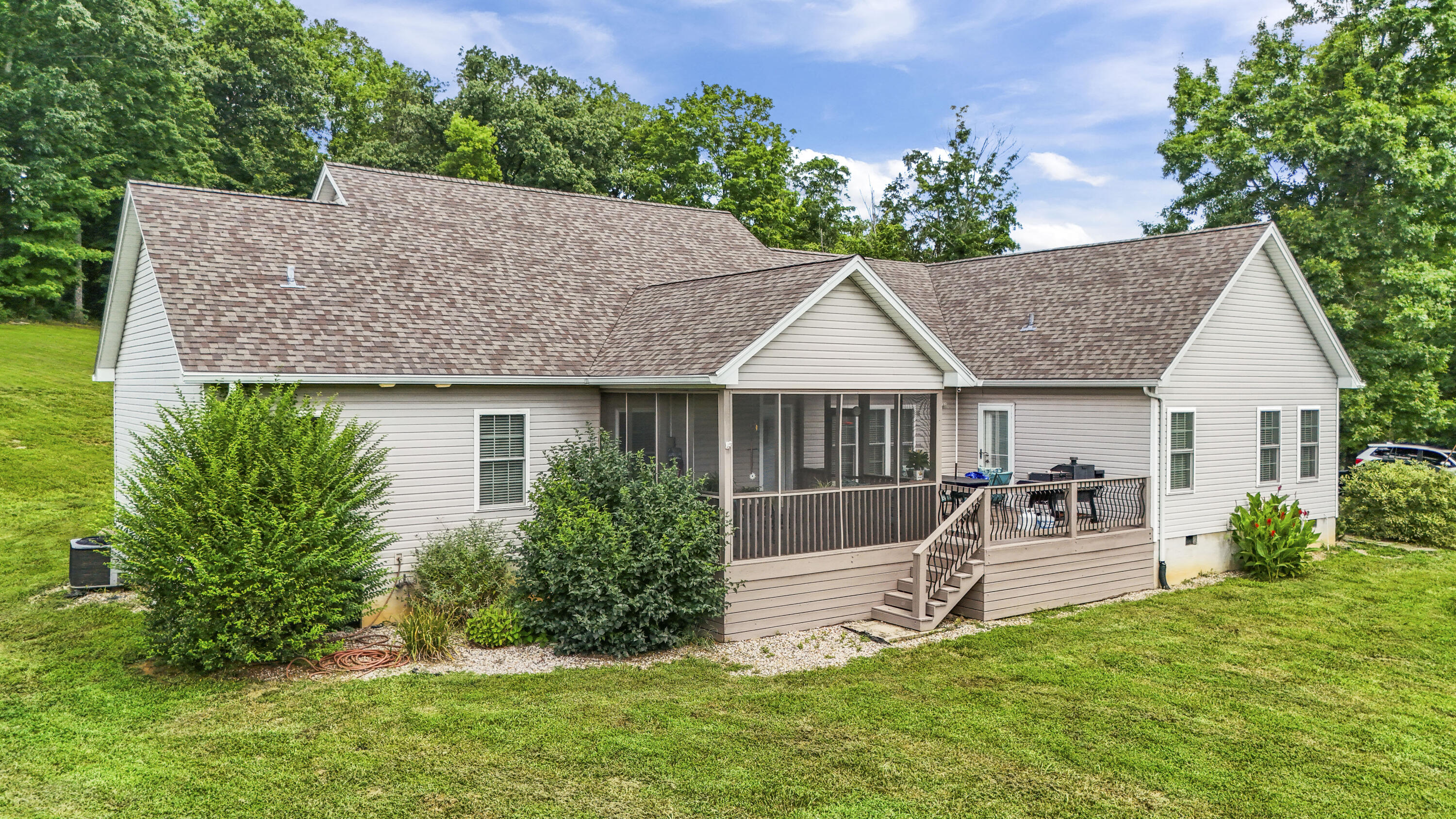 1280 Hanley Lane Property Photo 6