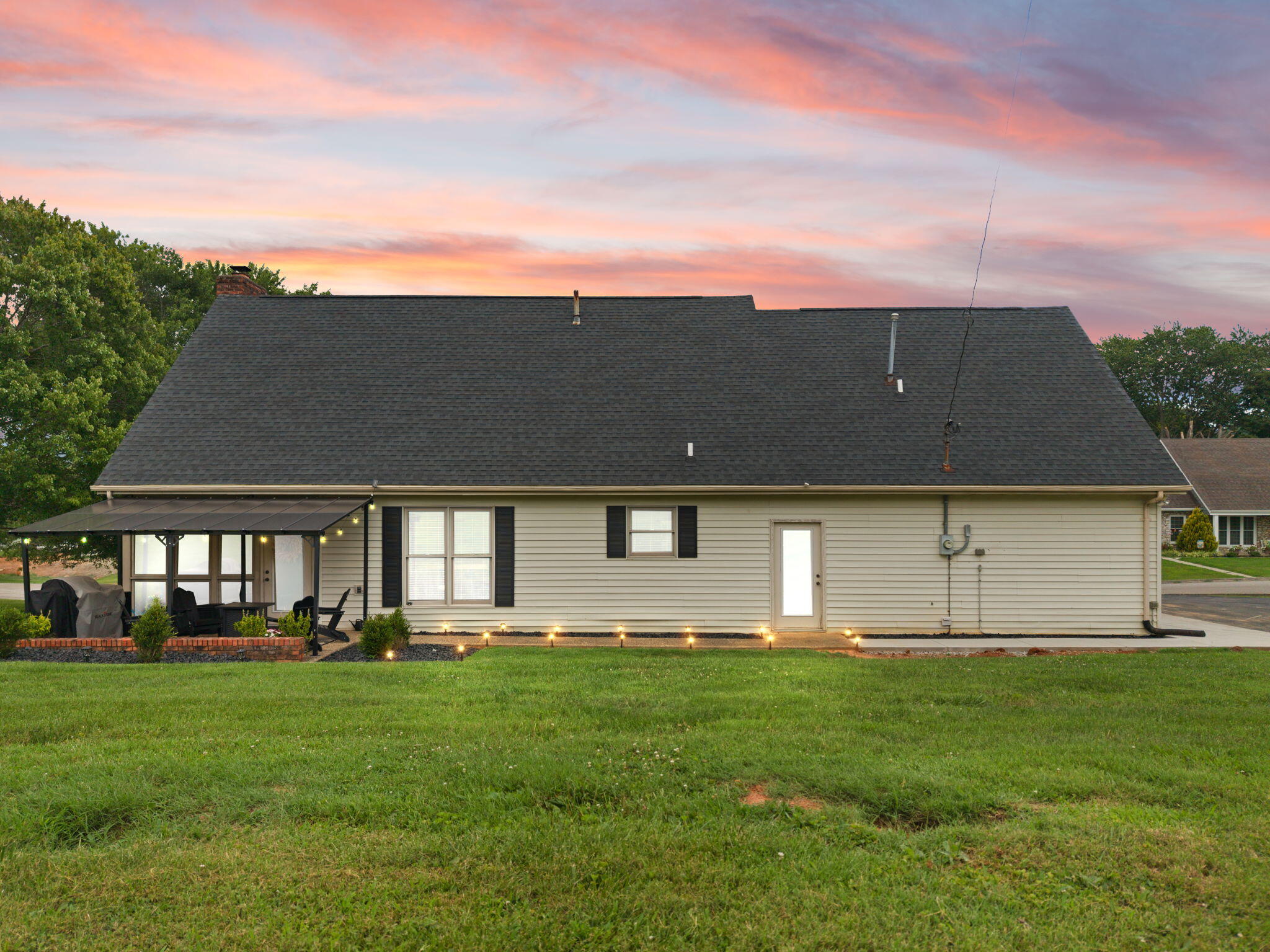 111 S Maplewood Drive Property Photo 10