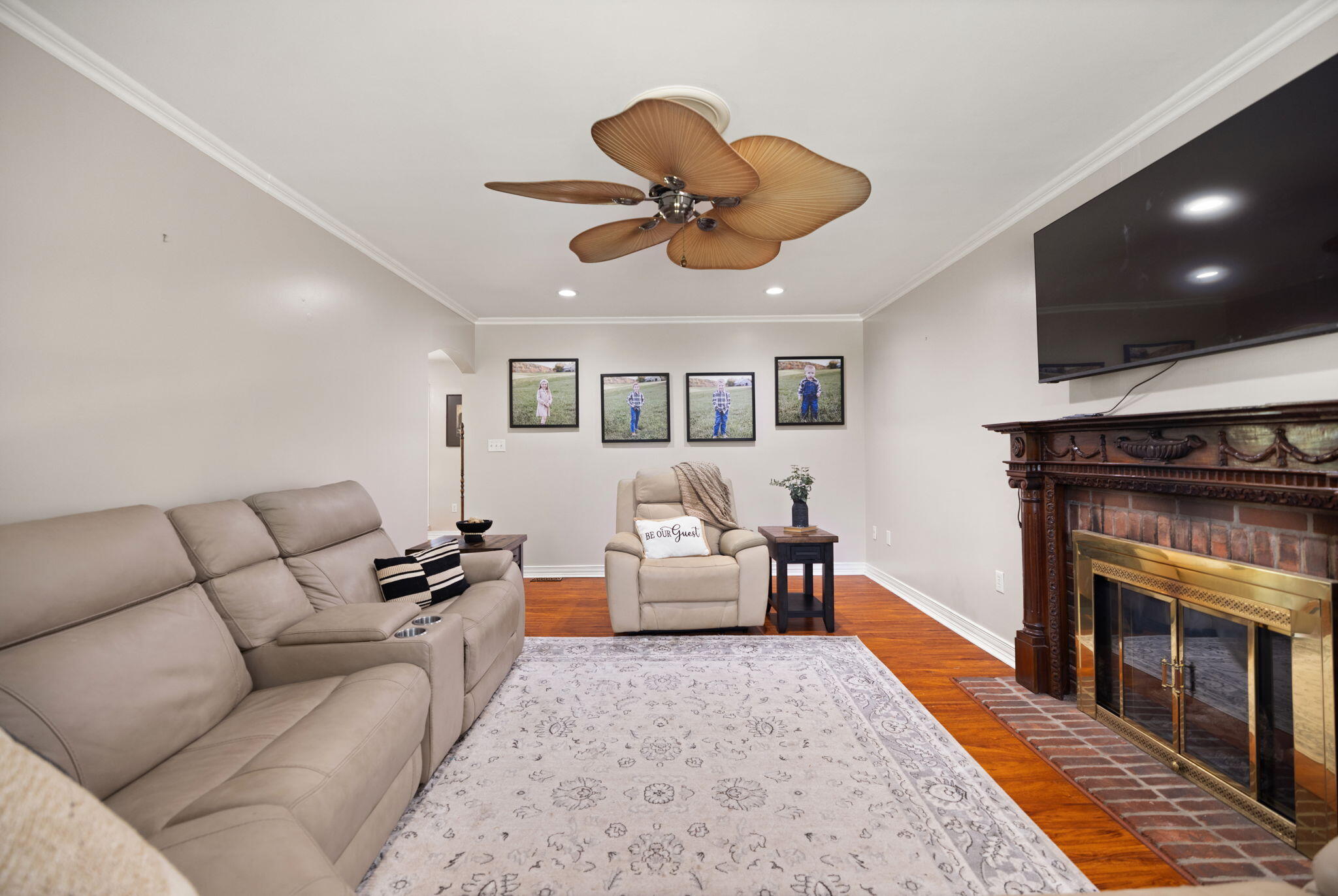 111 S Maplewood Drive Property Photo 13