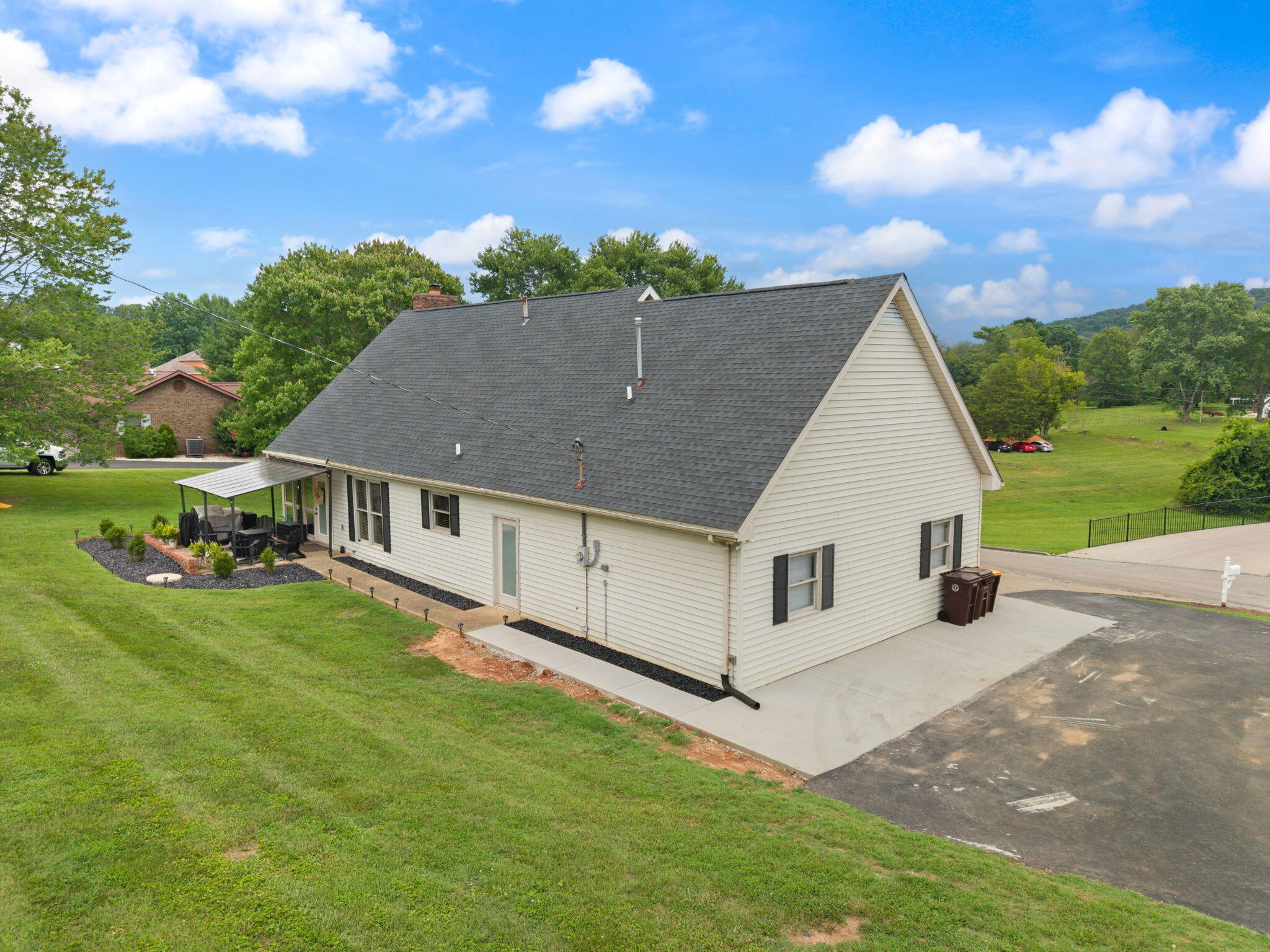 111 S Maplewood Drive Property Photo 48