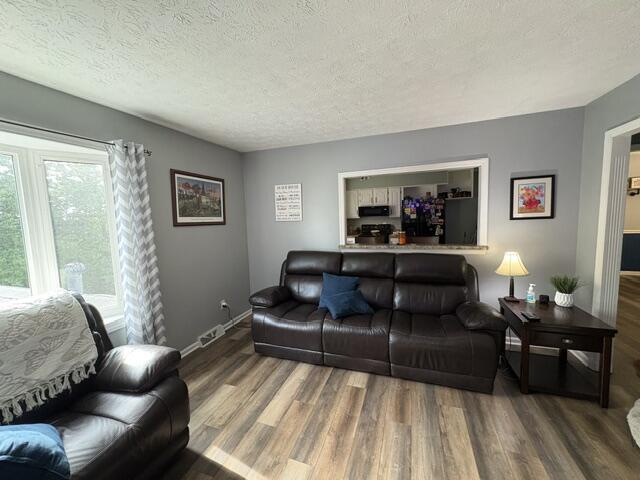 772 Colonial Trace Property Photo 14