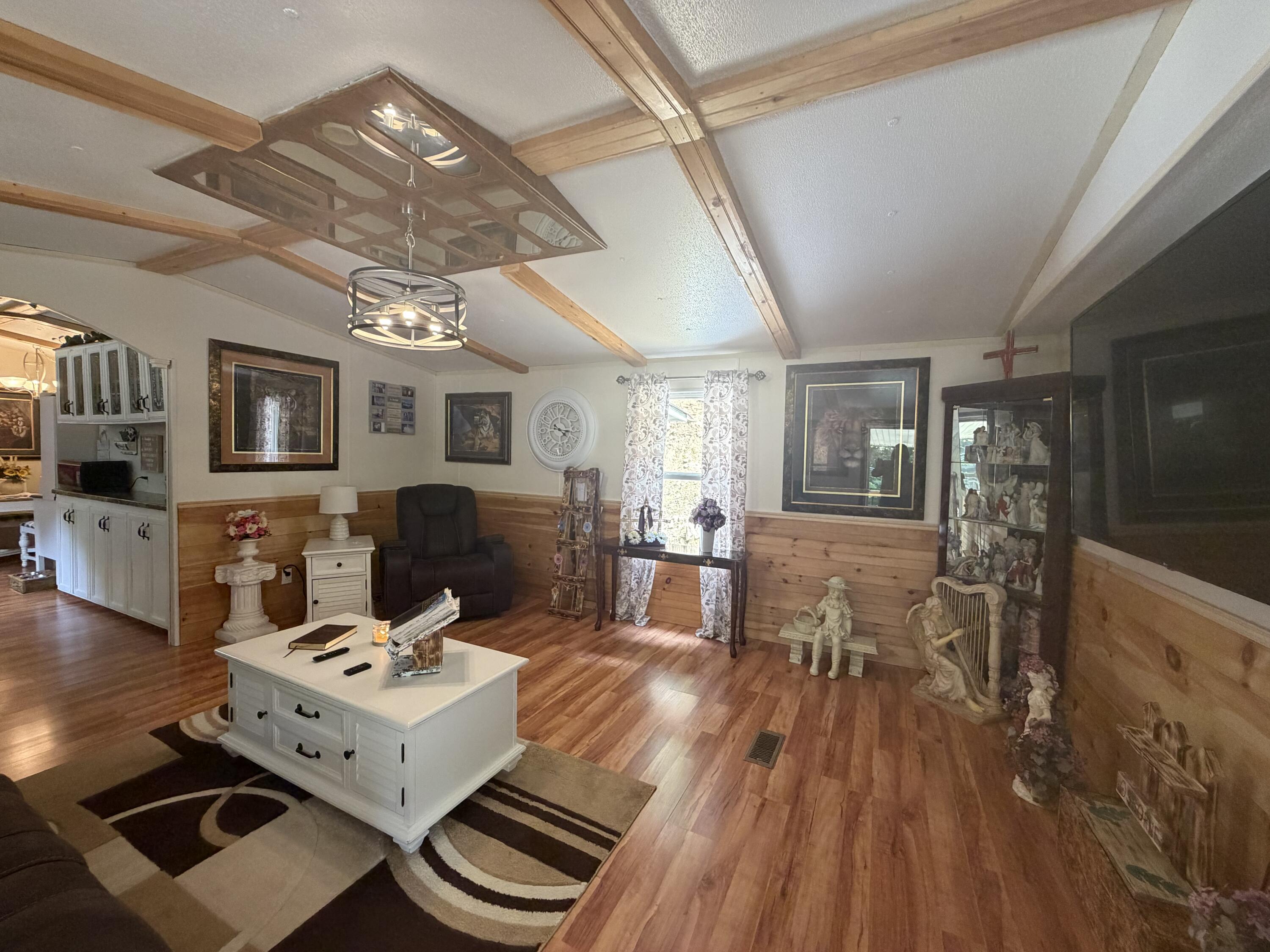 60 Beech Grove Lane Property Photo 8