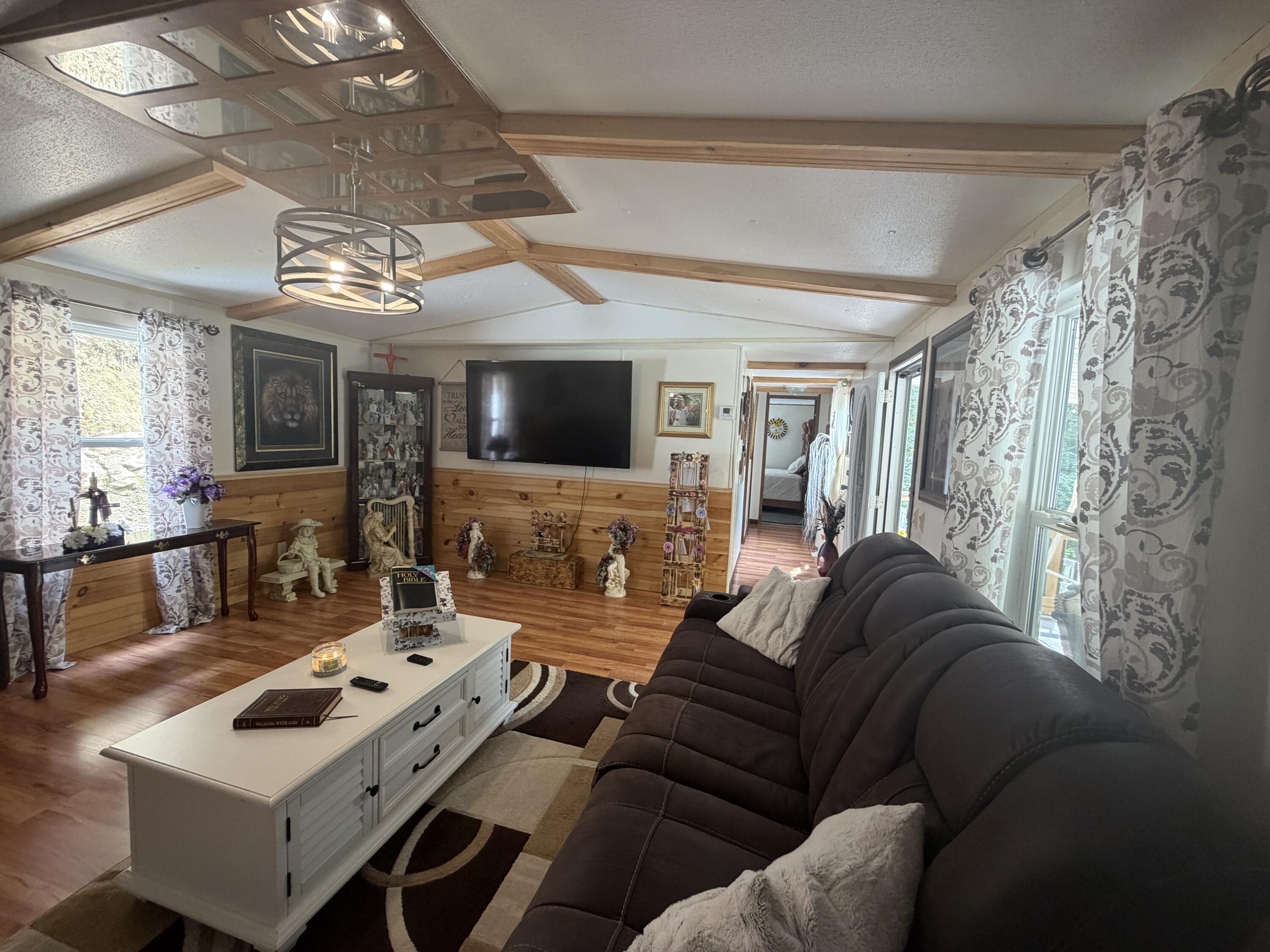 60 Beech Grove Lane Property Photo 11