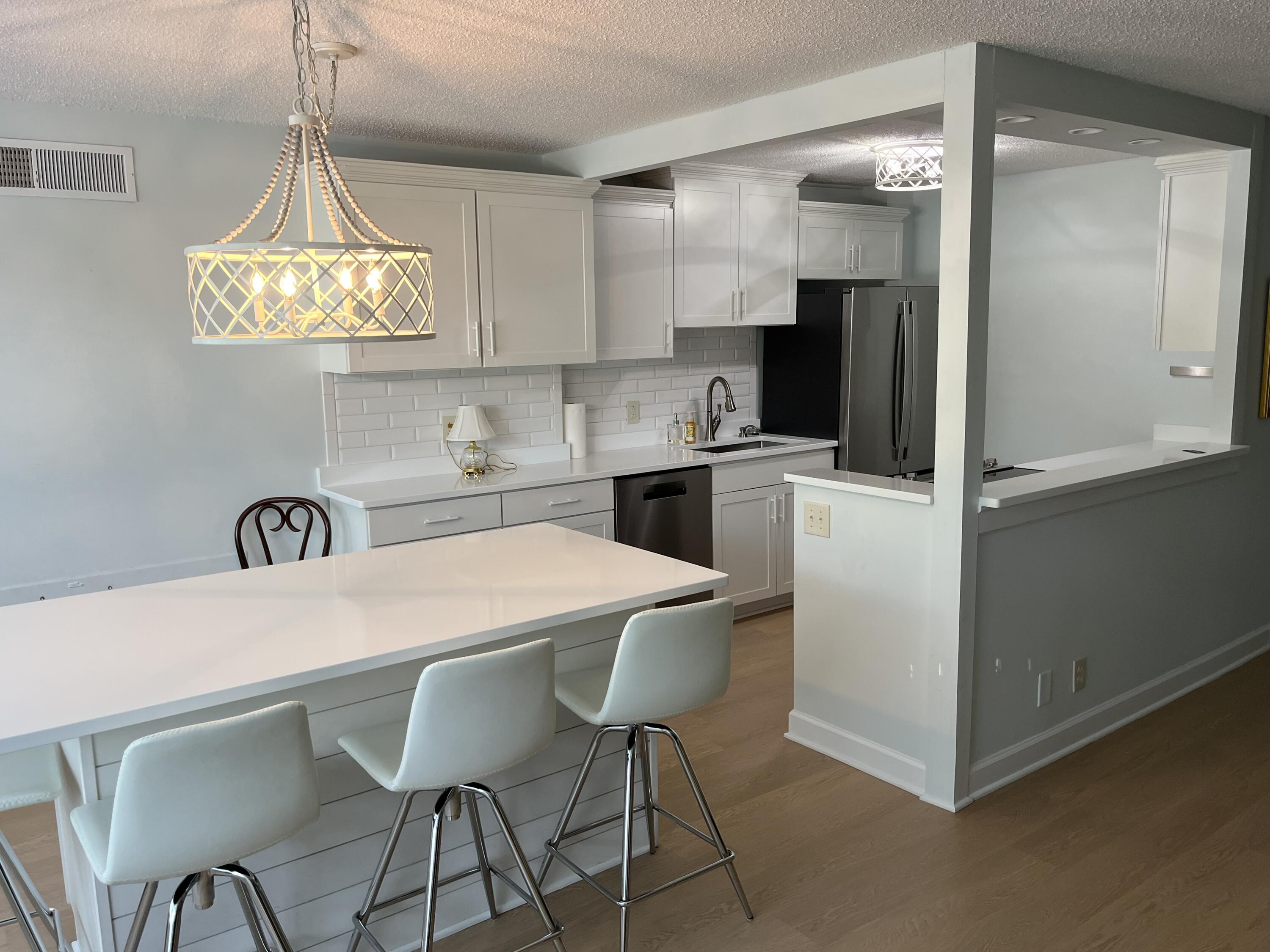 101 S Hanover Avenue 2m Property Photo 6