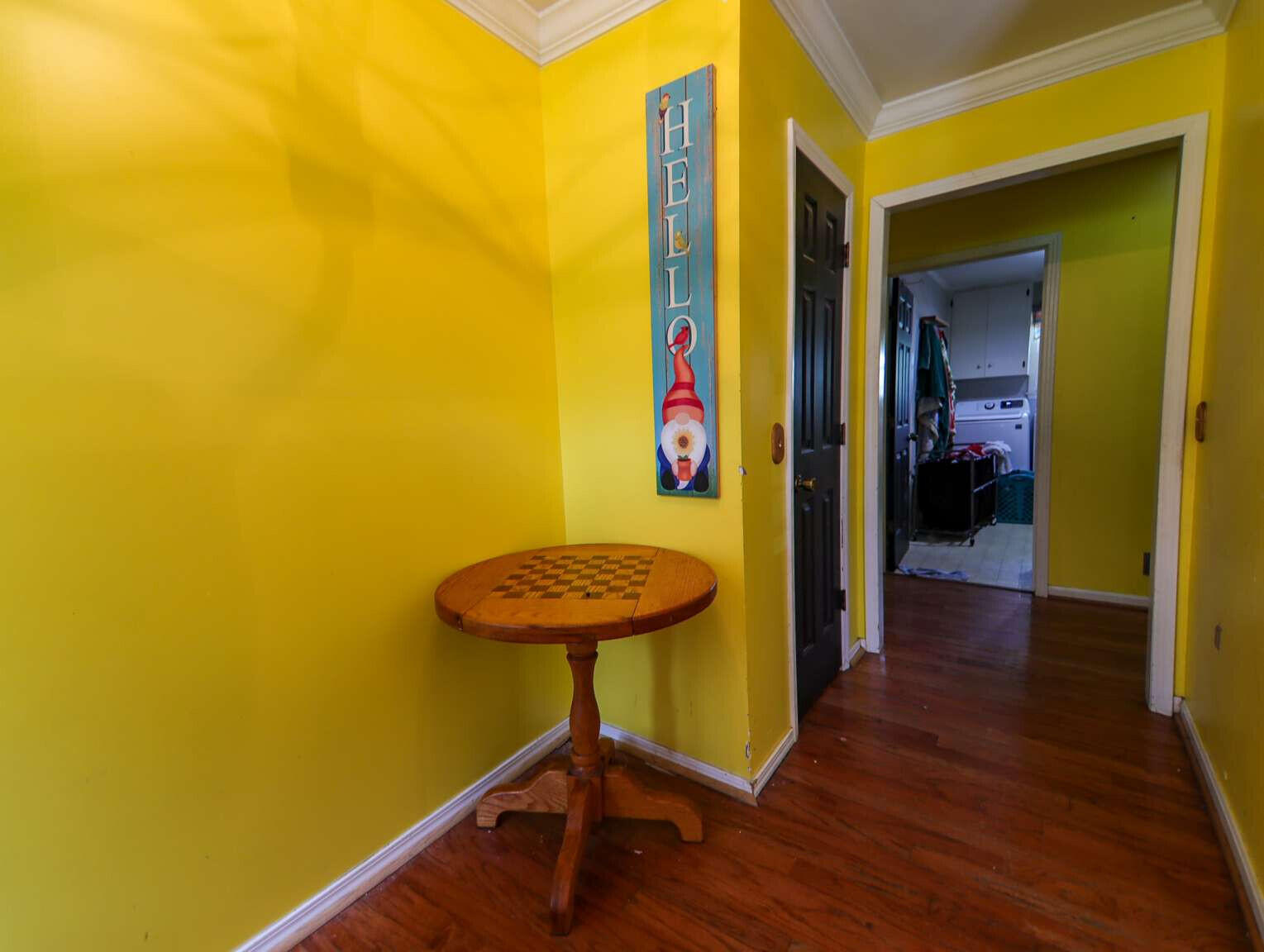 1509 London Drive Property Photo 6