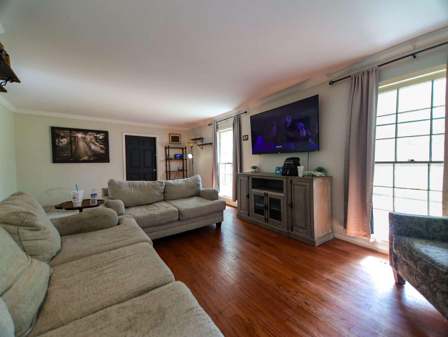 1509 London Drive Property Photo 7