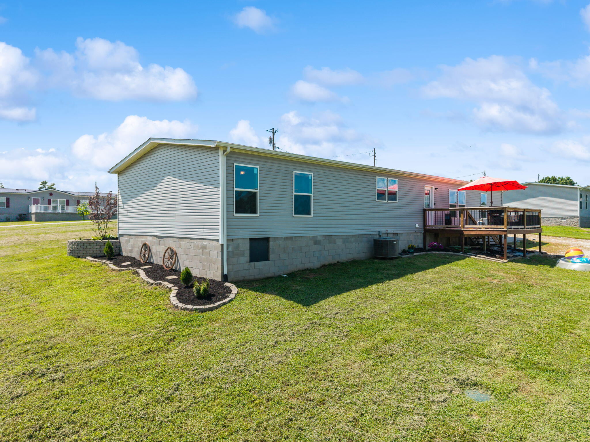 105 Summer Ridge Road Property Photo 8
