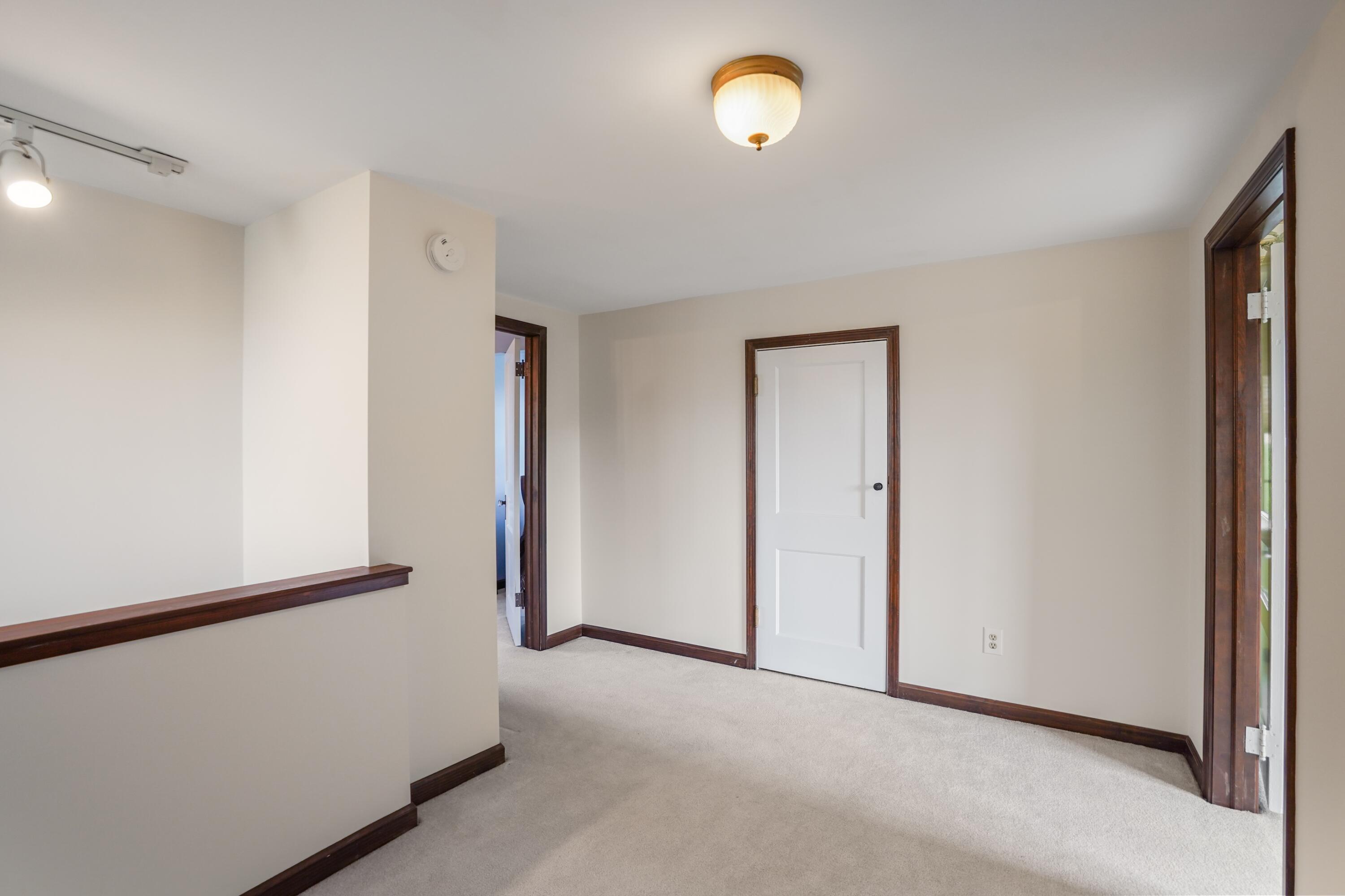 507 Newton Street Property Photo 23