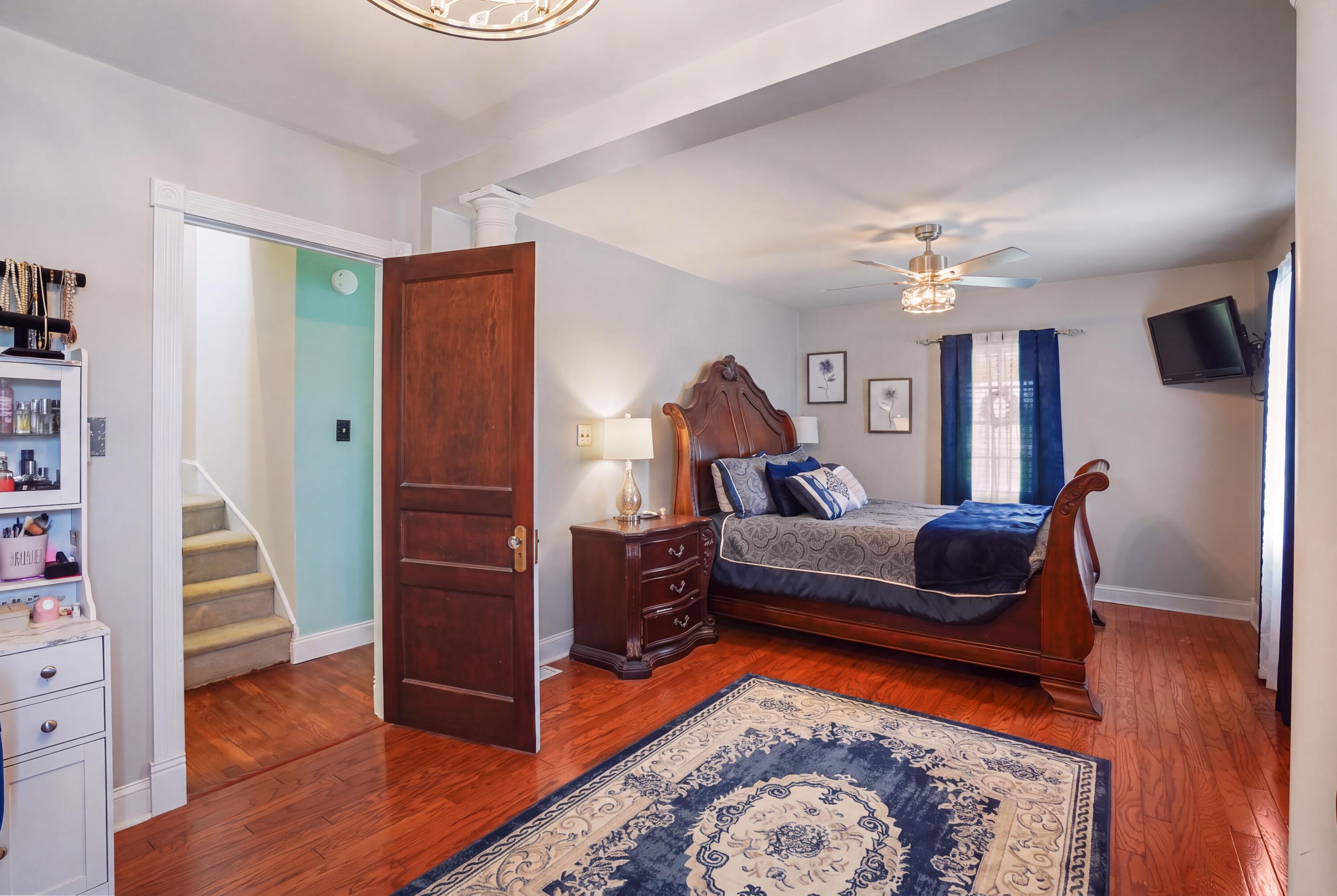 507 Newton Street Property Photo 24