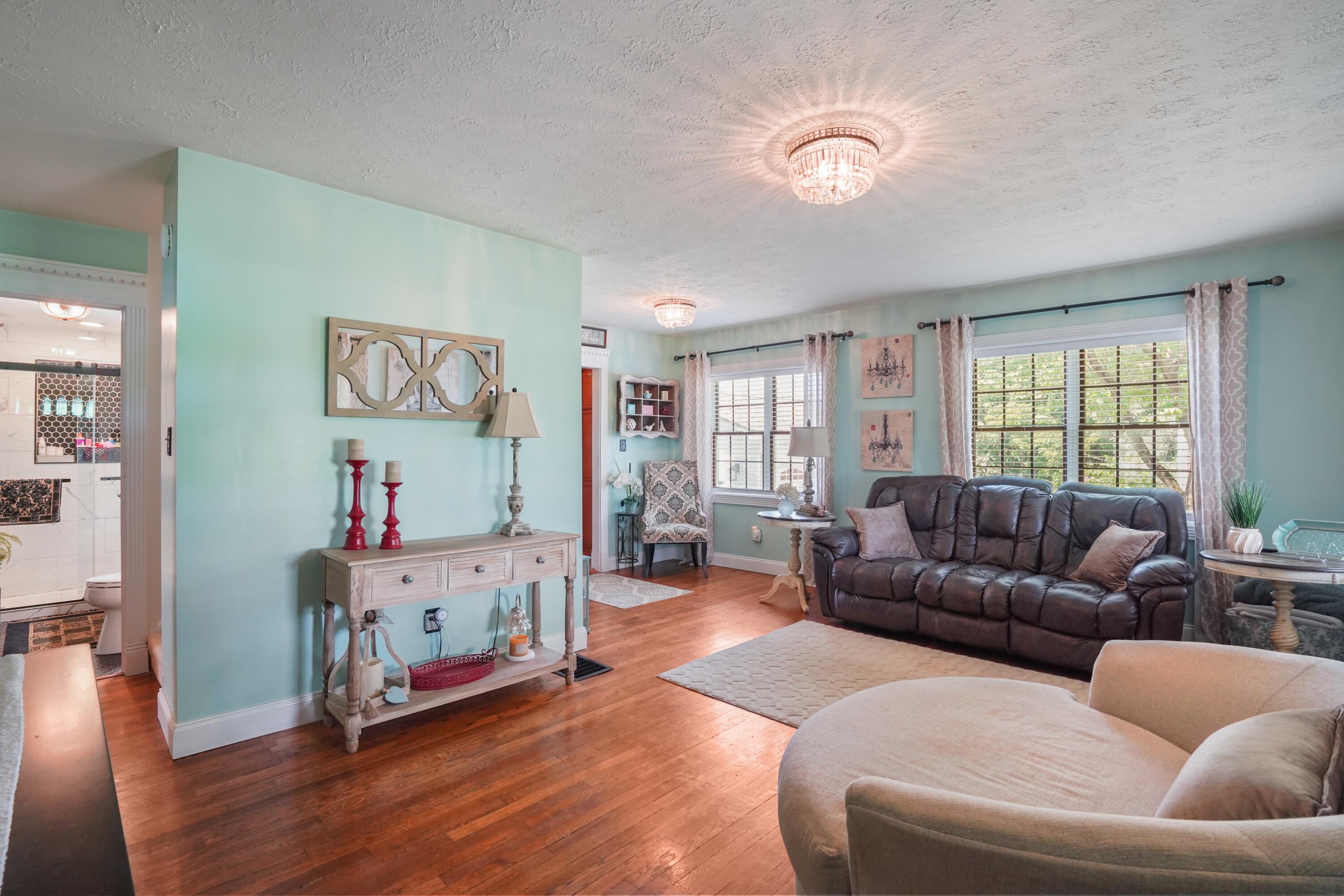 507 Newton Street Property Photo 30