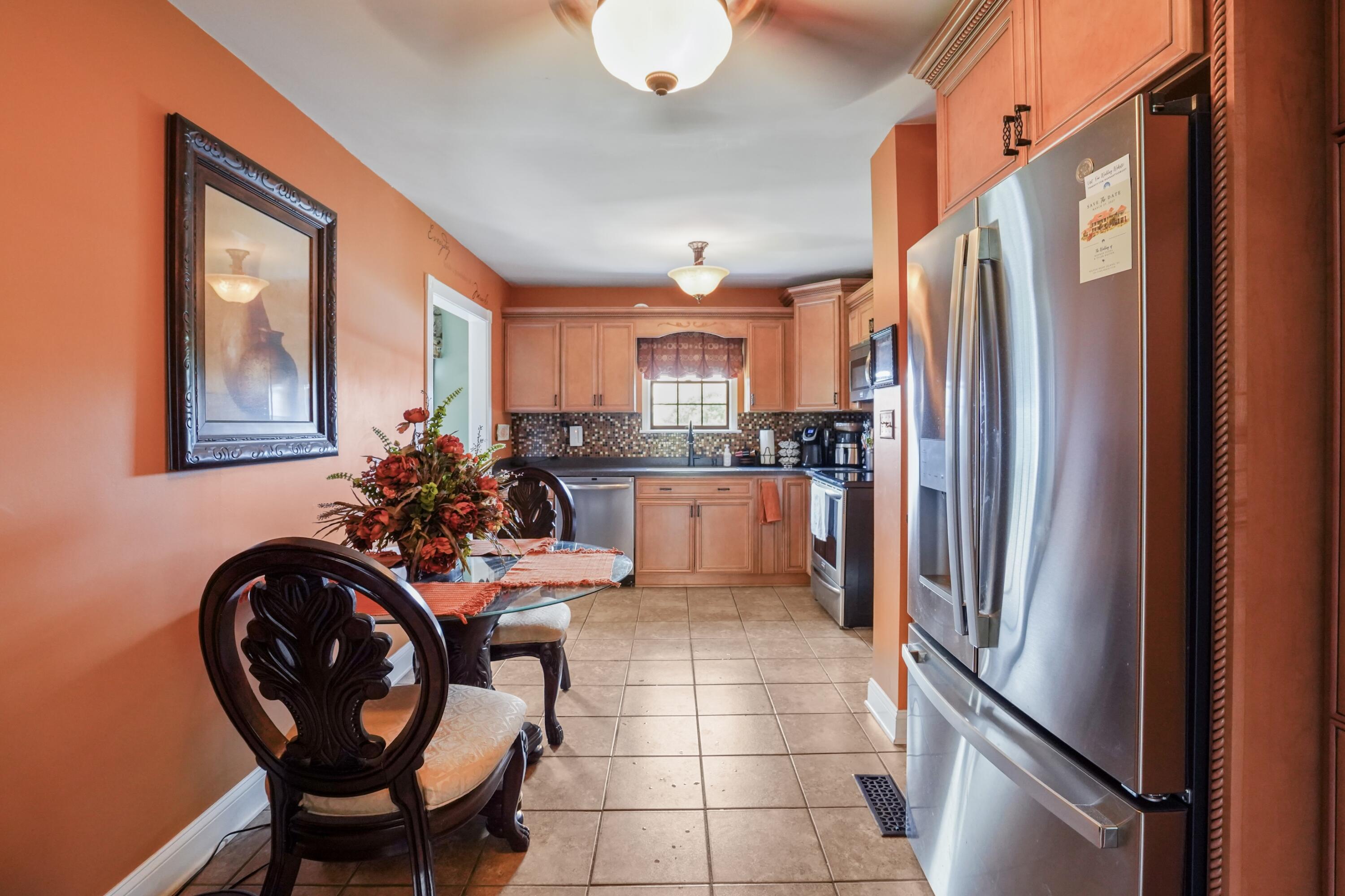507 Newton Street Property Photo 32