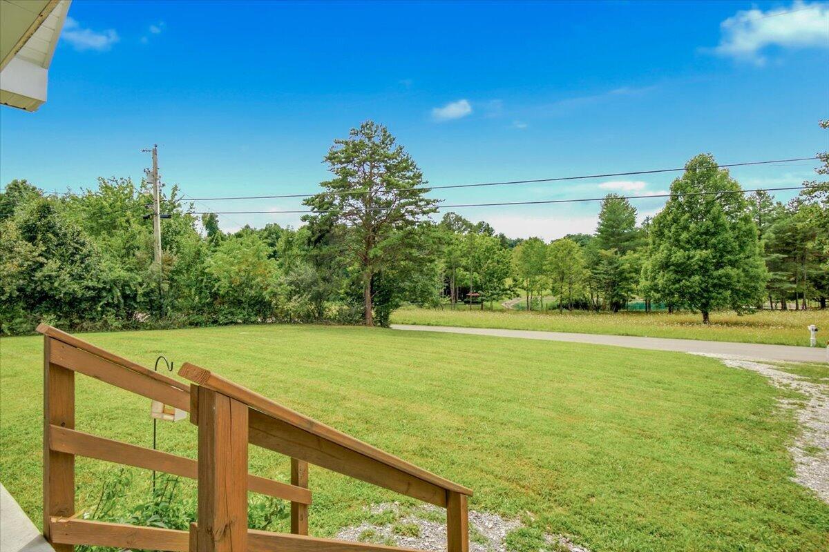 322 Mckeehans Crossing Property Photo 6