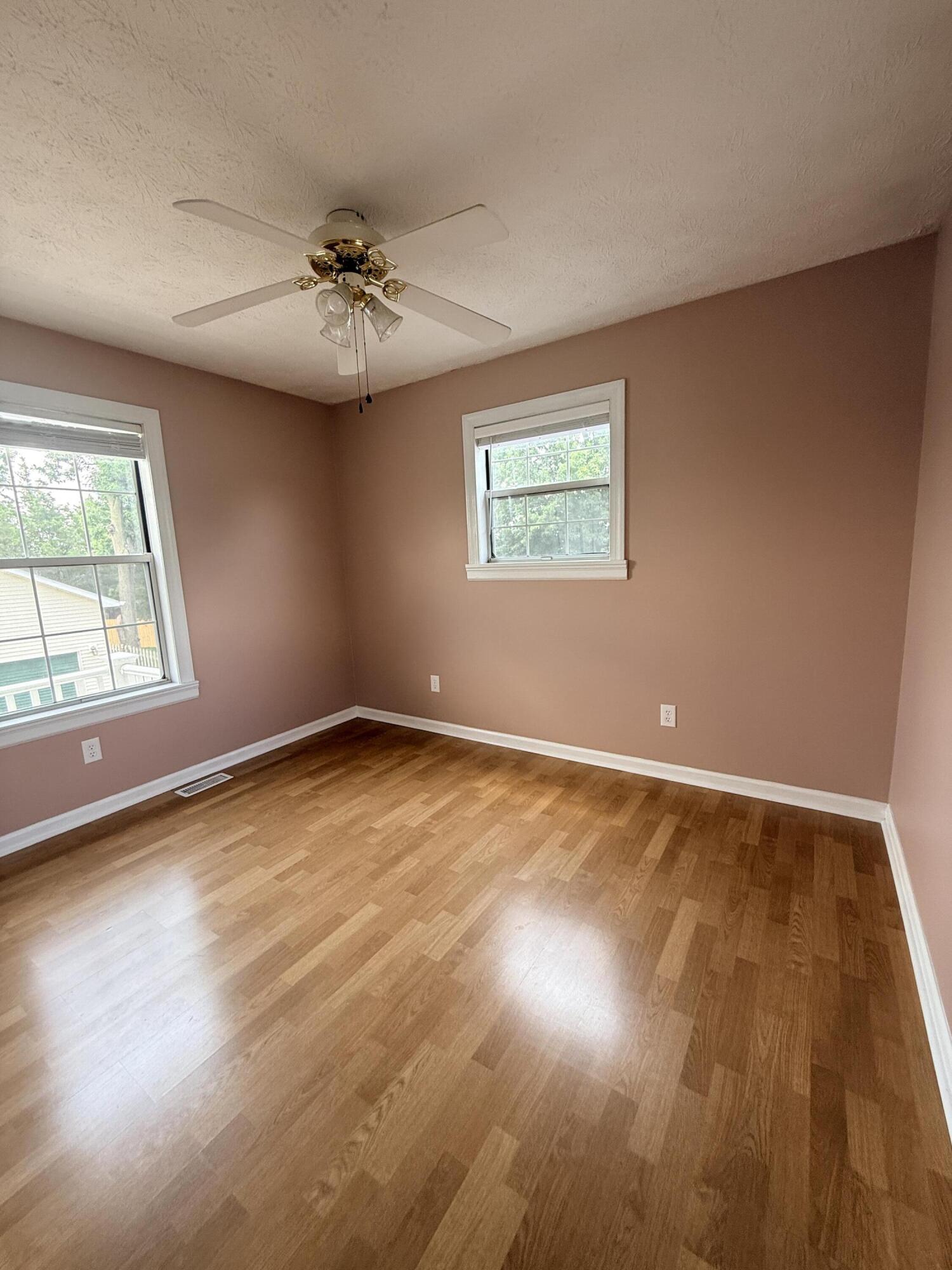 1111 Southpoint Drive Property Photo 16