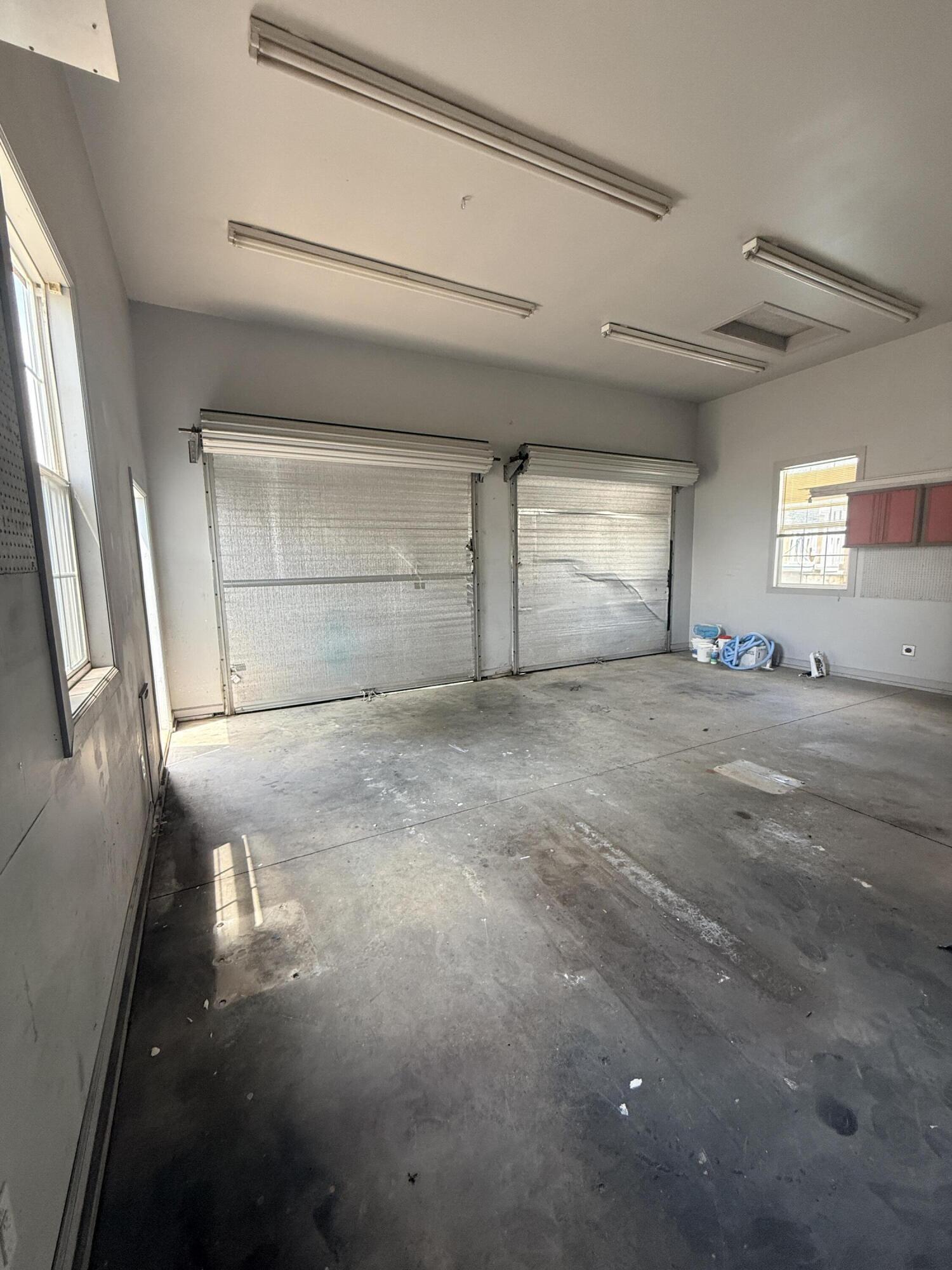 1111 Southpoint Drive Property Photo 38