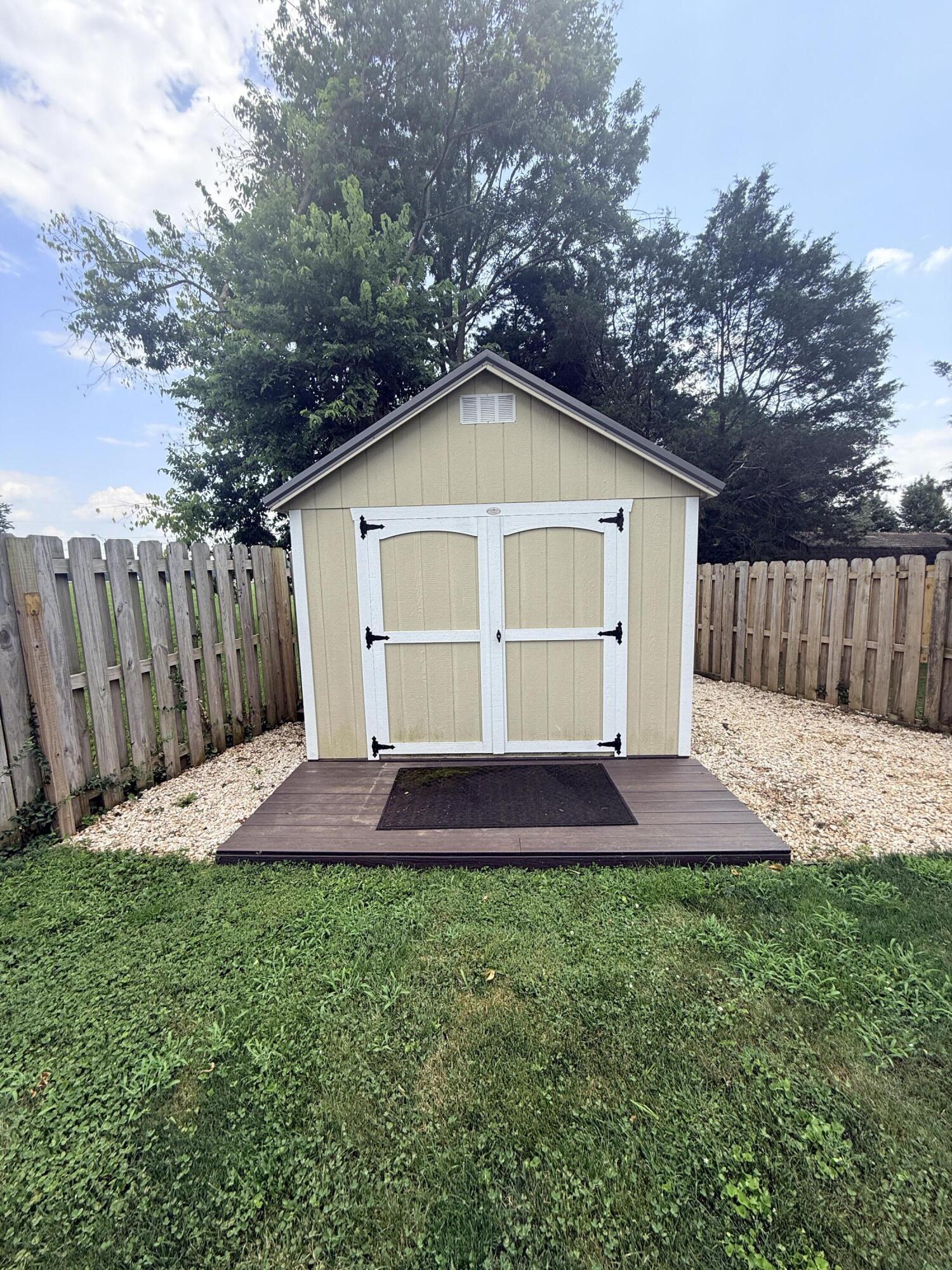 1111 Southpoint Drive Property Photo 43