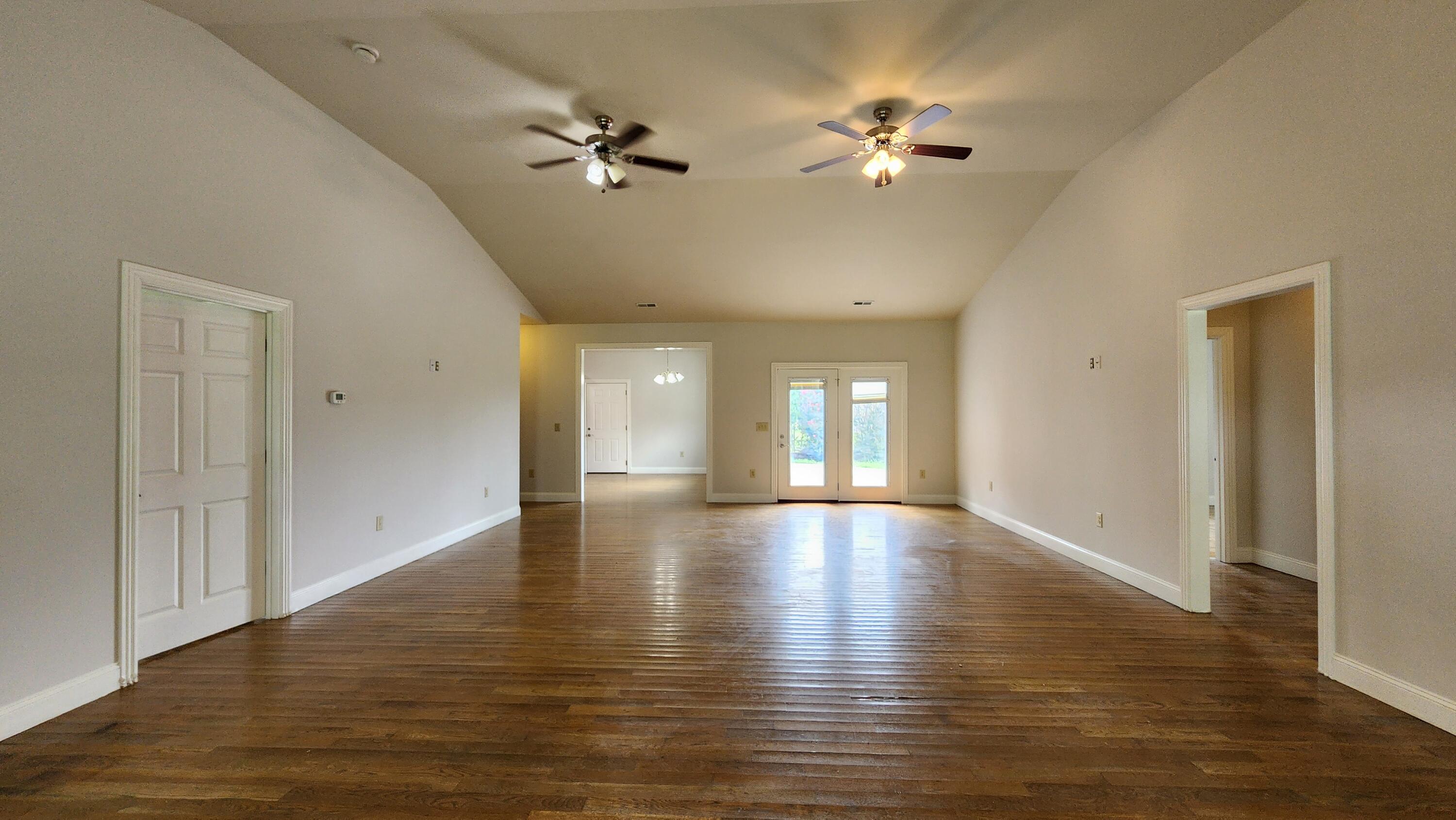 299 Highway 1676 Property Photo 5