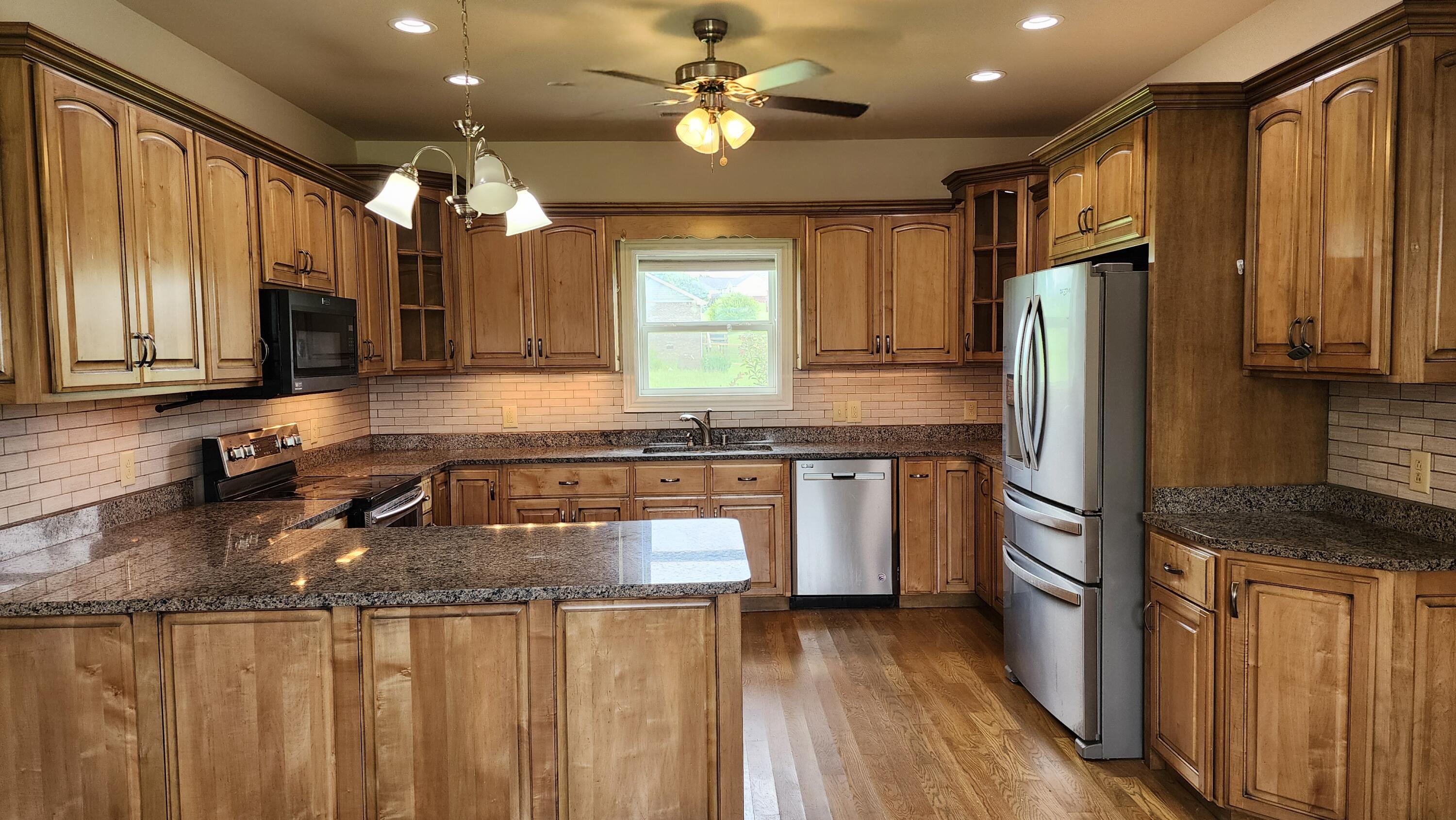 299 Highway 1676 Property Photo 7