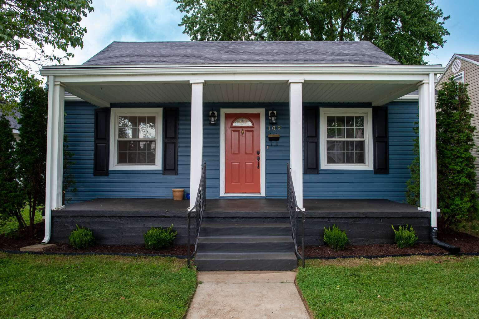109 E 20th Street