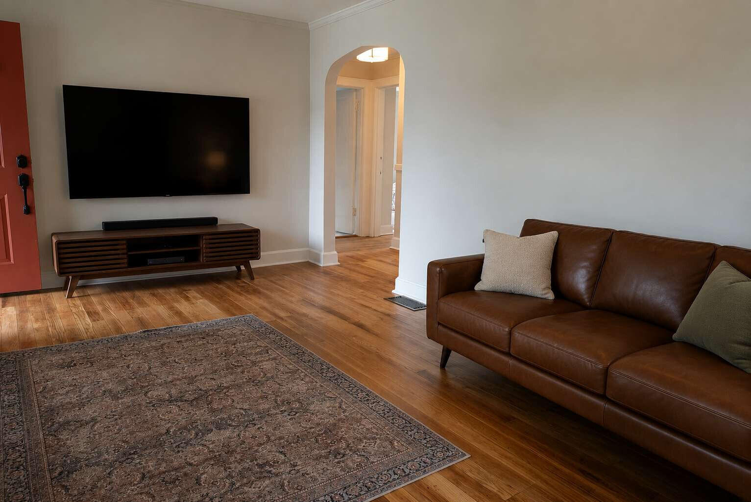 109 E 20th Street Property Photo 2