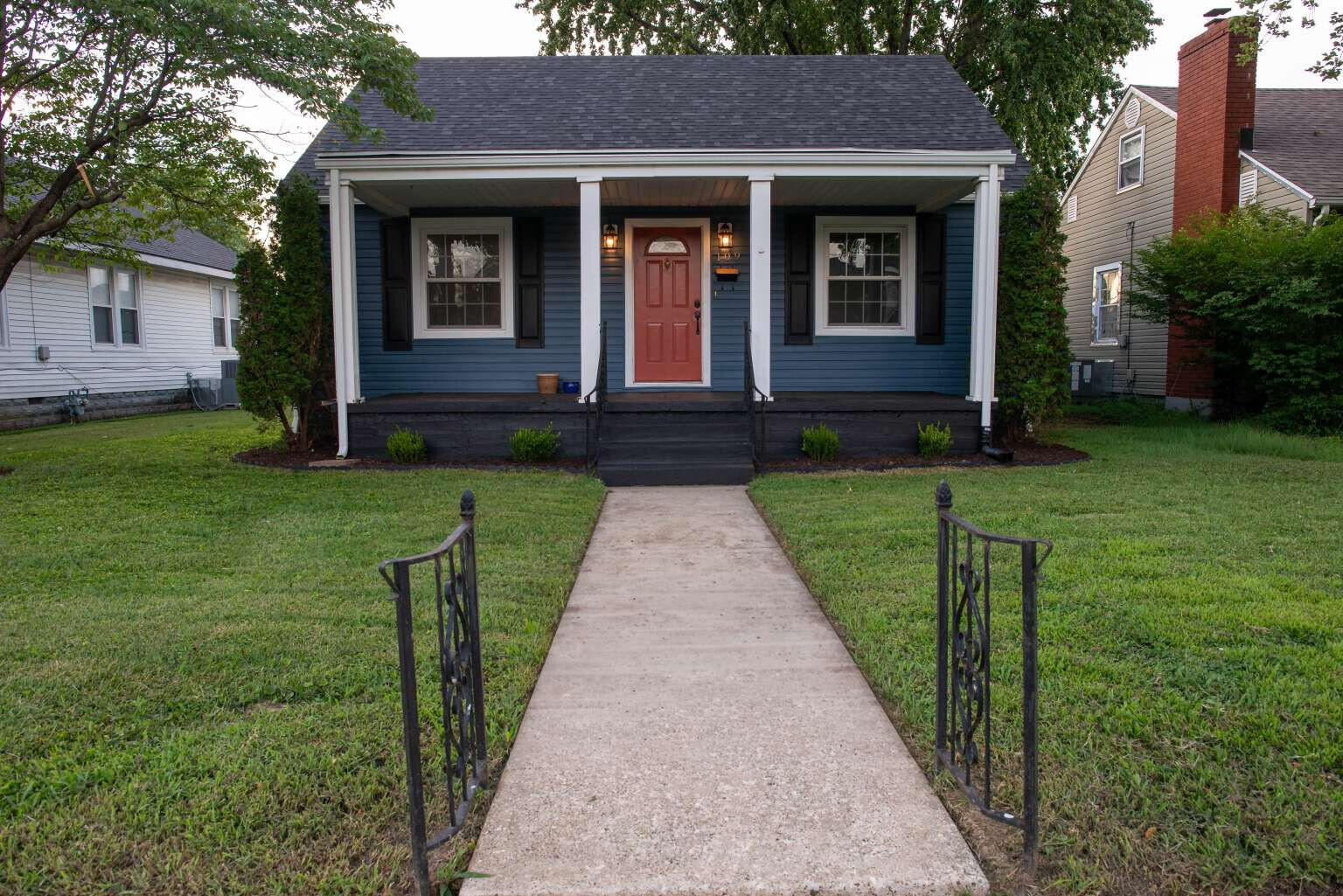 109 E 20th Street Property Photo 12