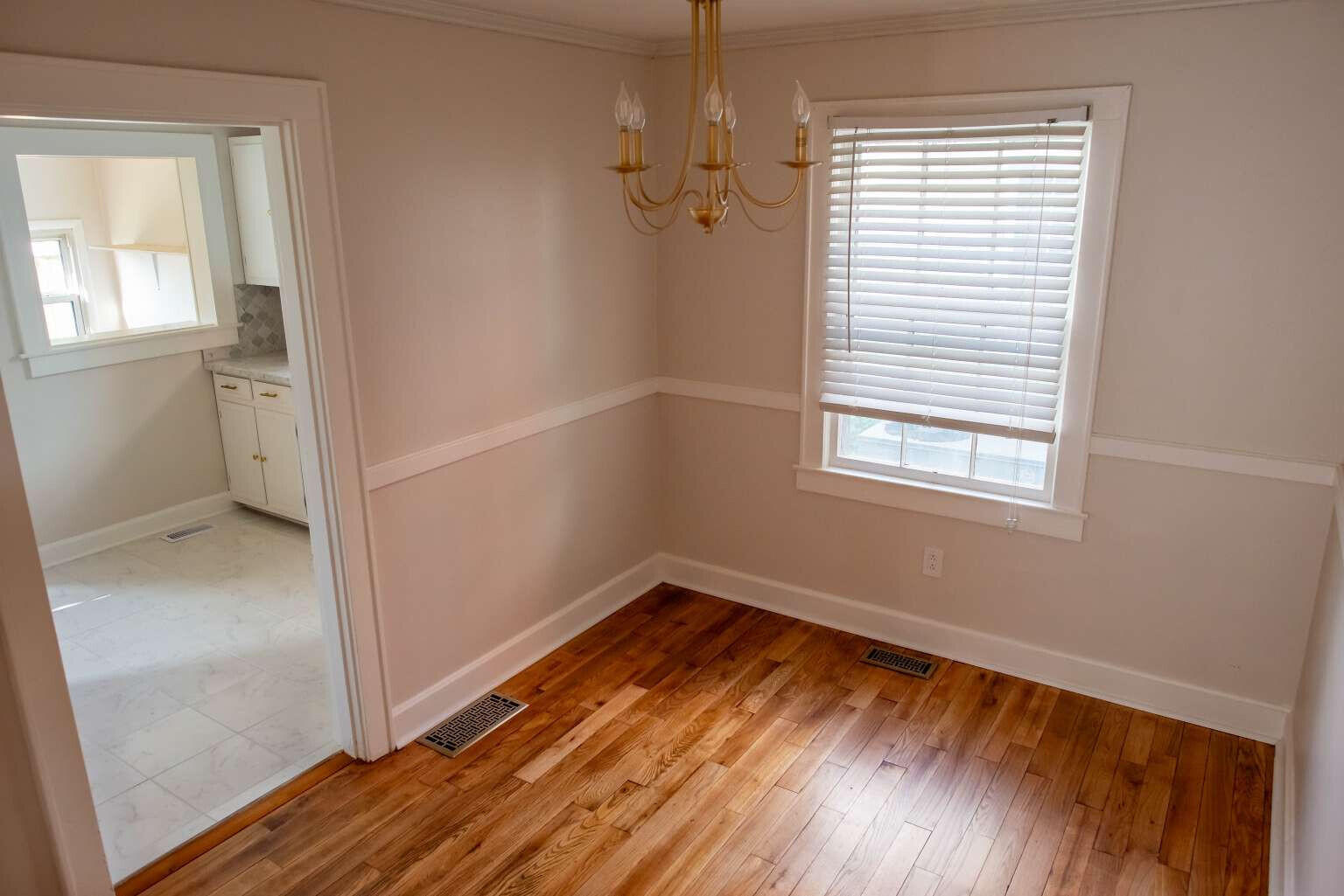 109 E 20th Street Property Photo 25