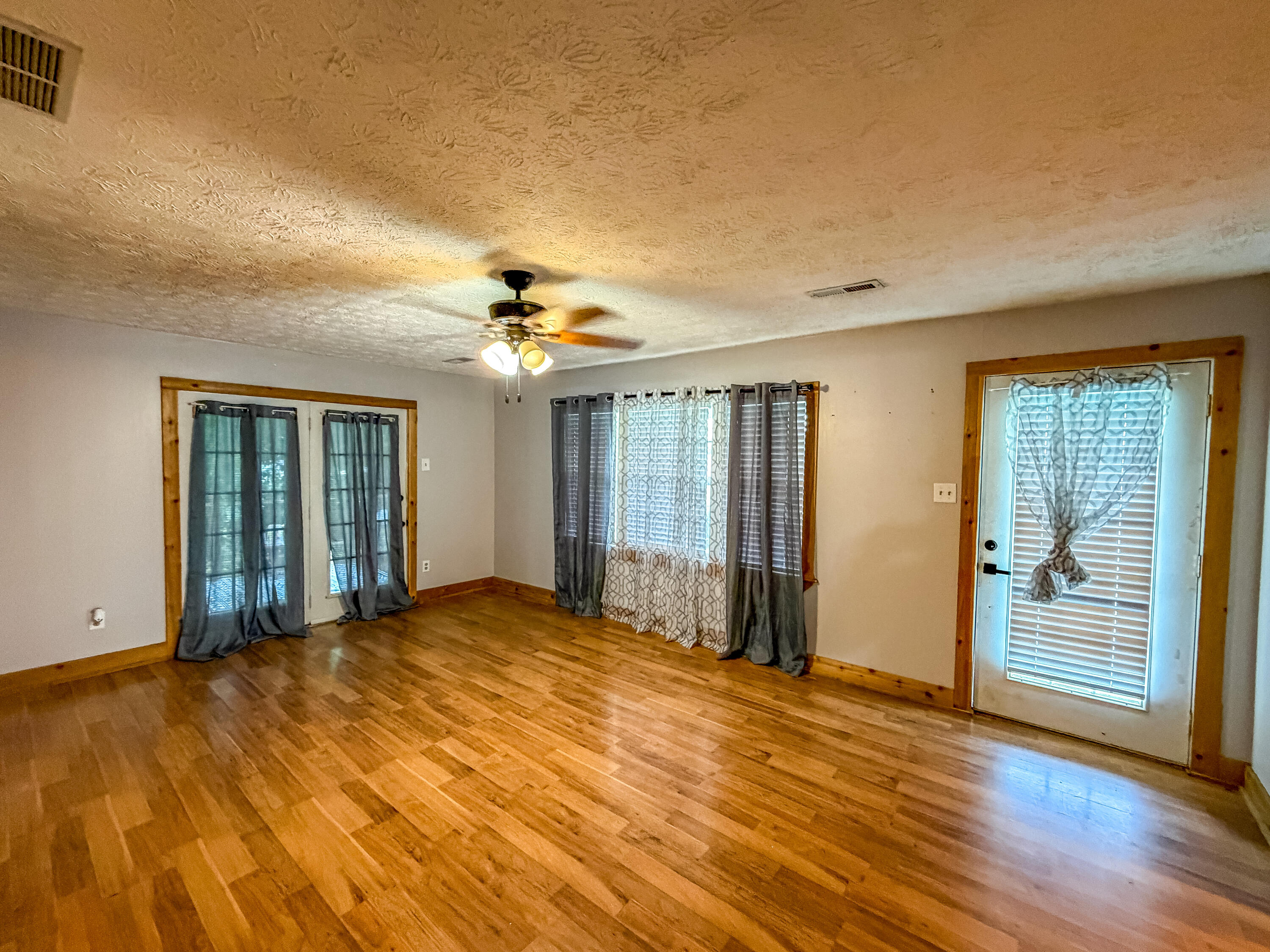 25 Terry Road Property Photo 17