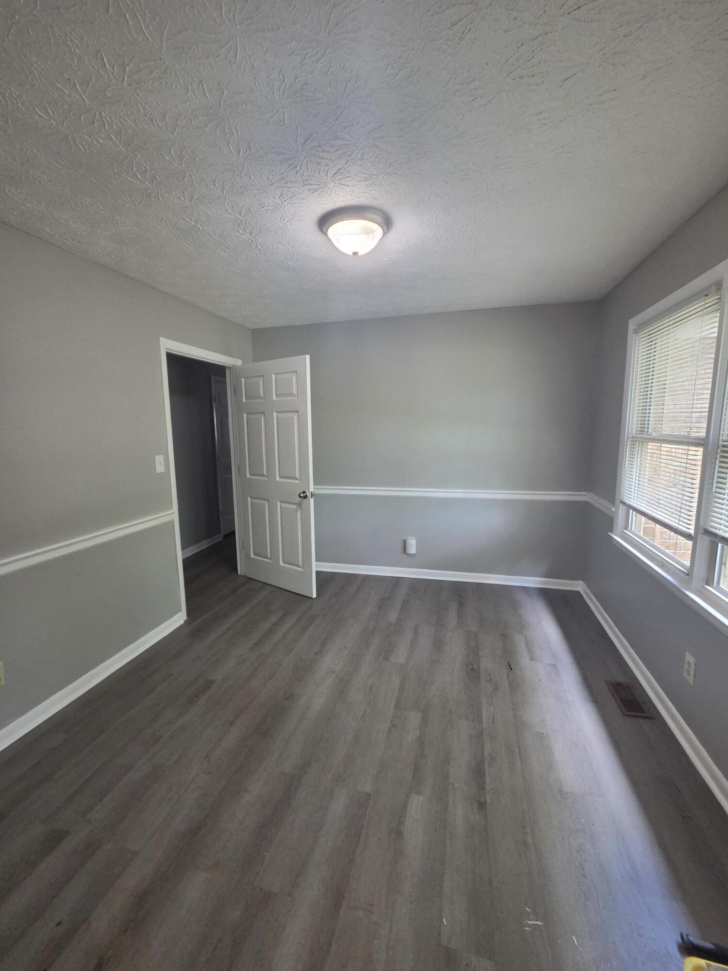 3334 Nevius Drive Property Photo 4