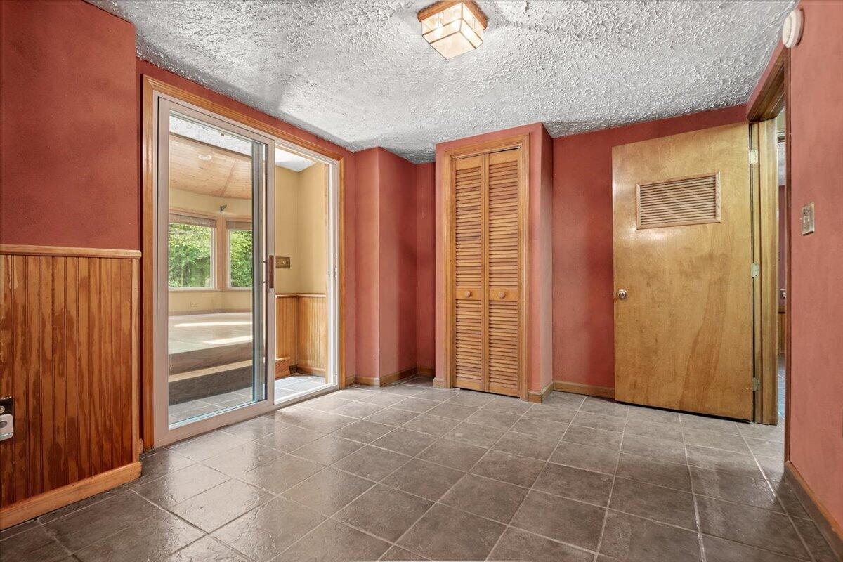 935 Whippoorwill Road Property Photo 21