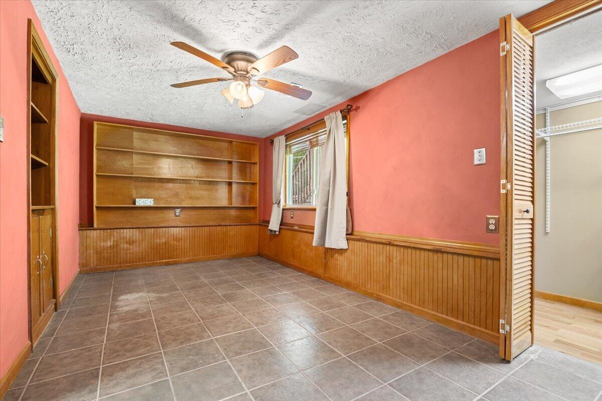 935 Whippoorwill Road Property Photo 25