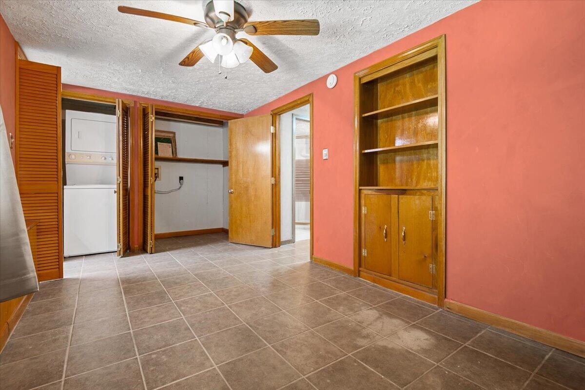 935 Whippoorwill Road Property Photo 26