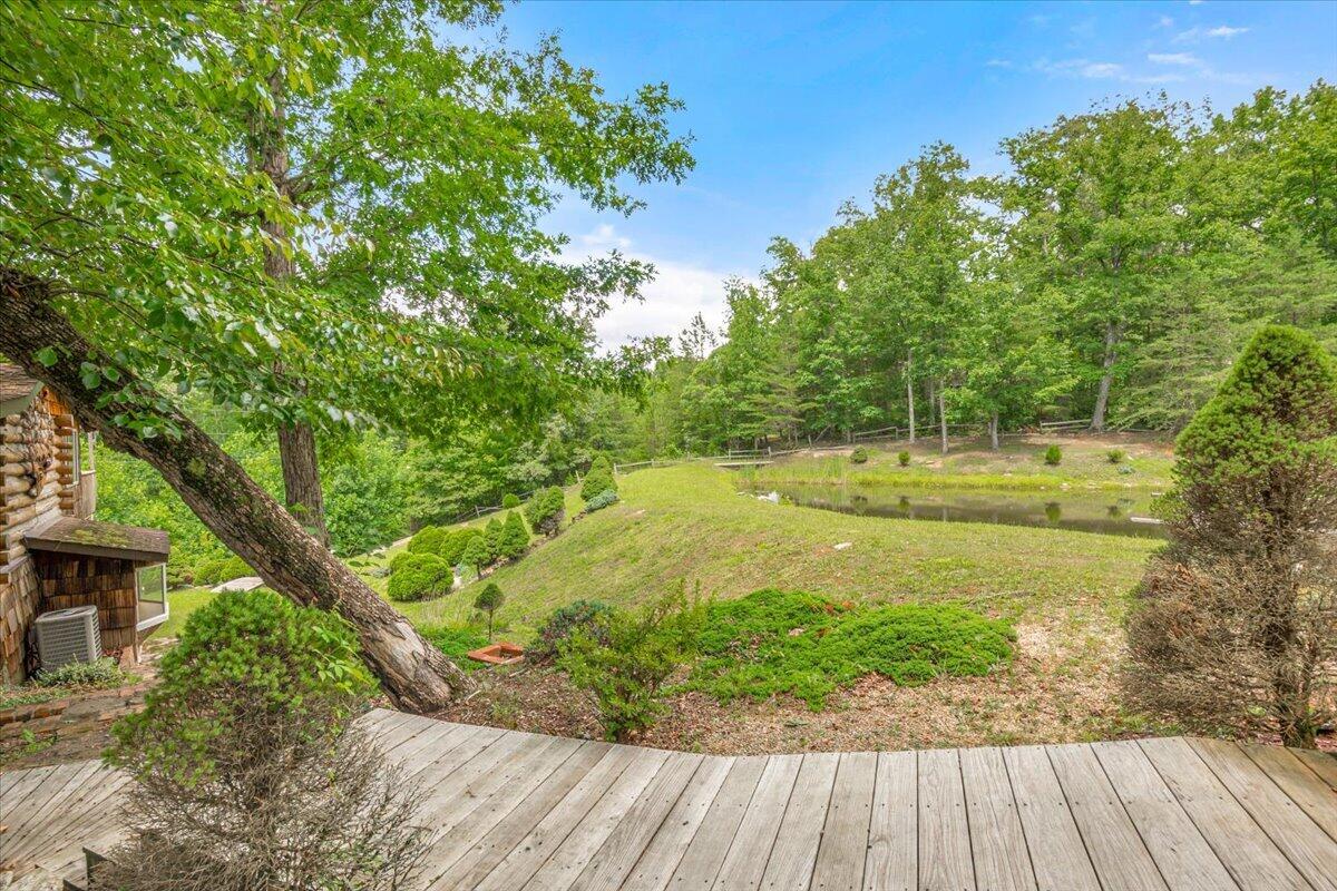 935 Whippoorwill Road Property Photo 33
