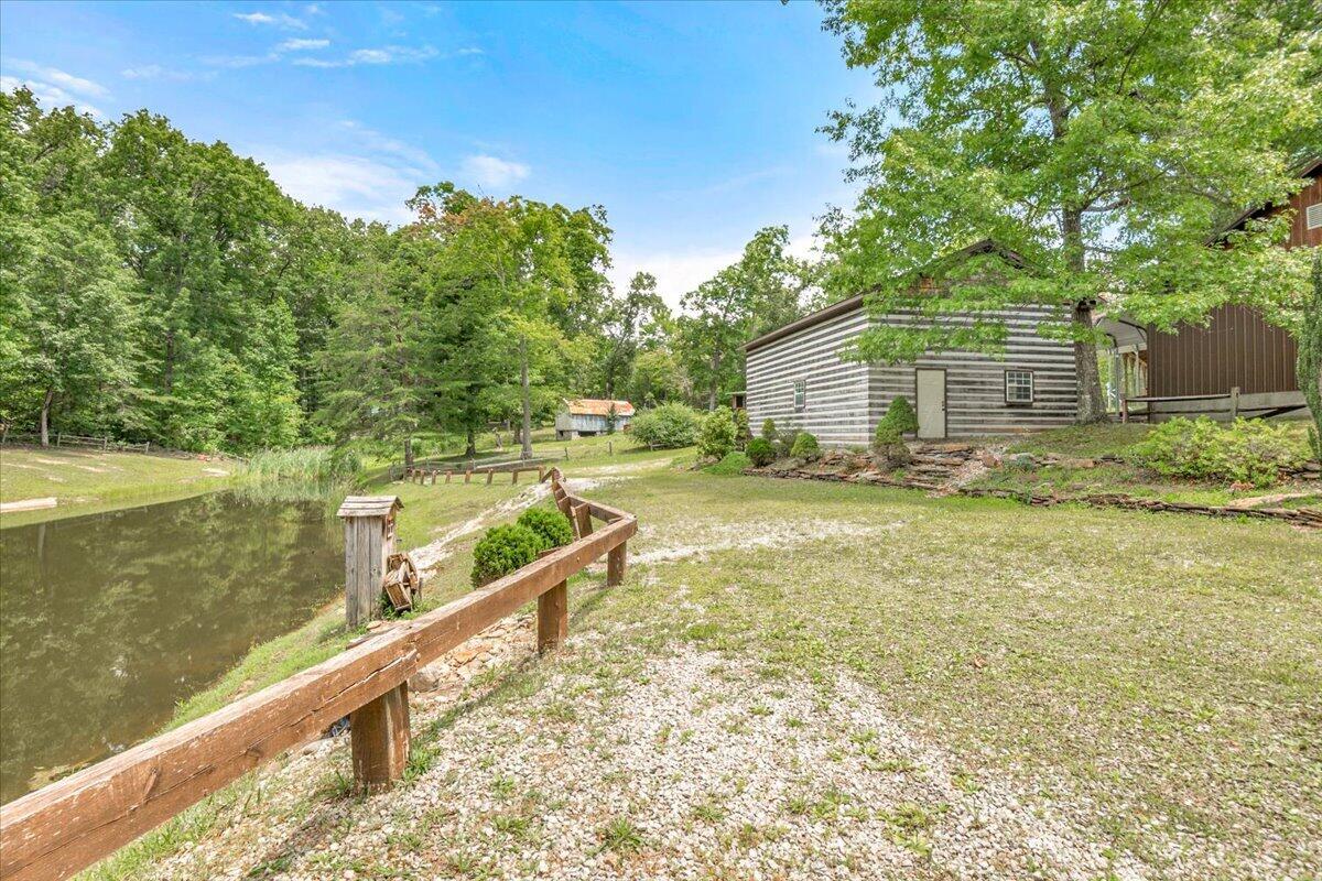 935 Whippoorwill Road Property Photo 38