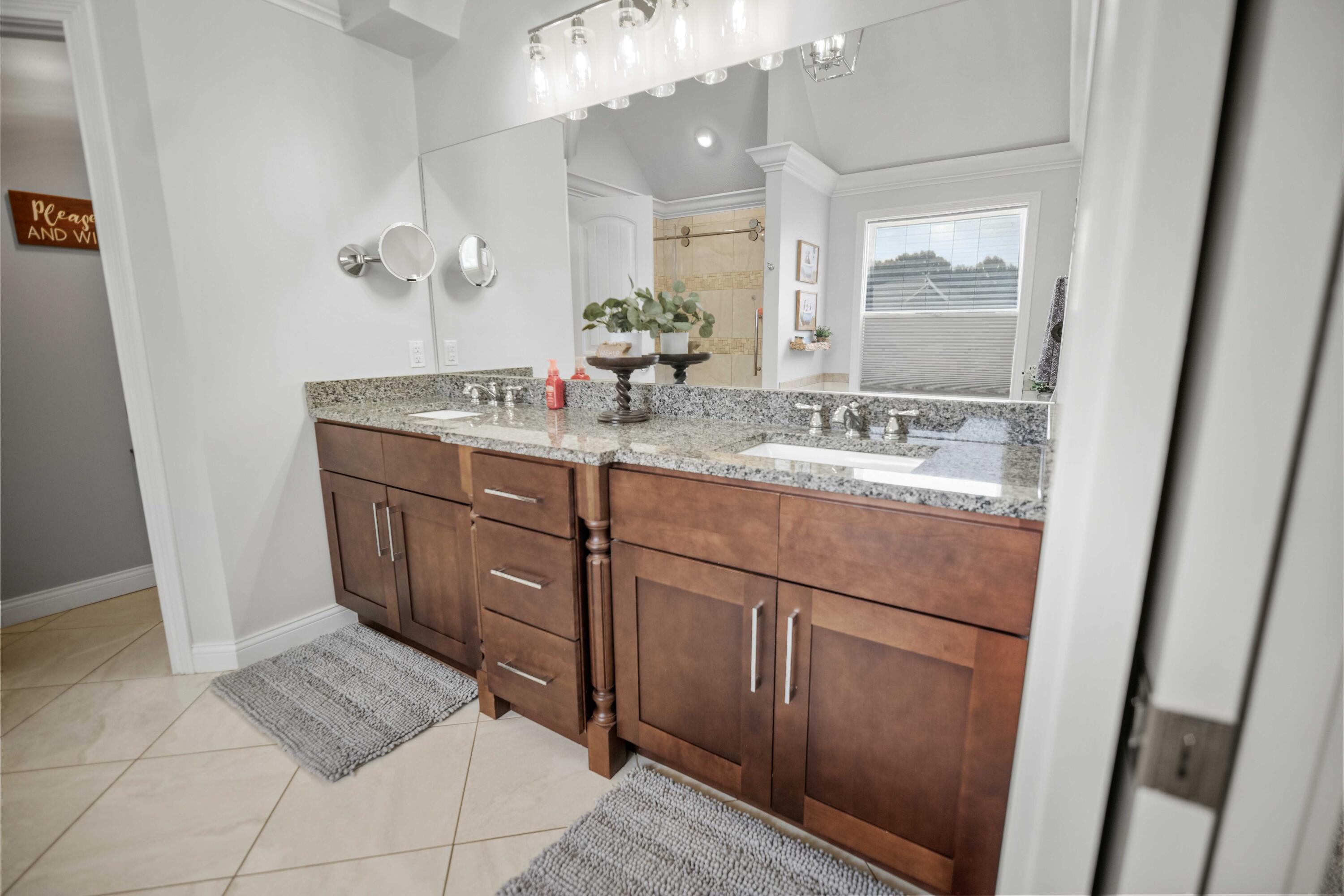 367 Natures Valley Drive Property Photo 25