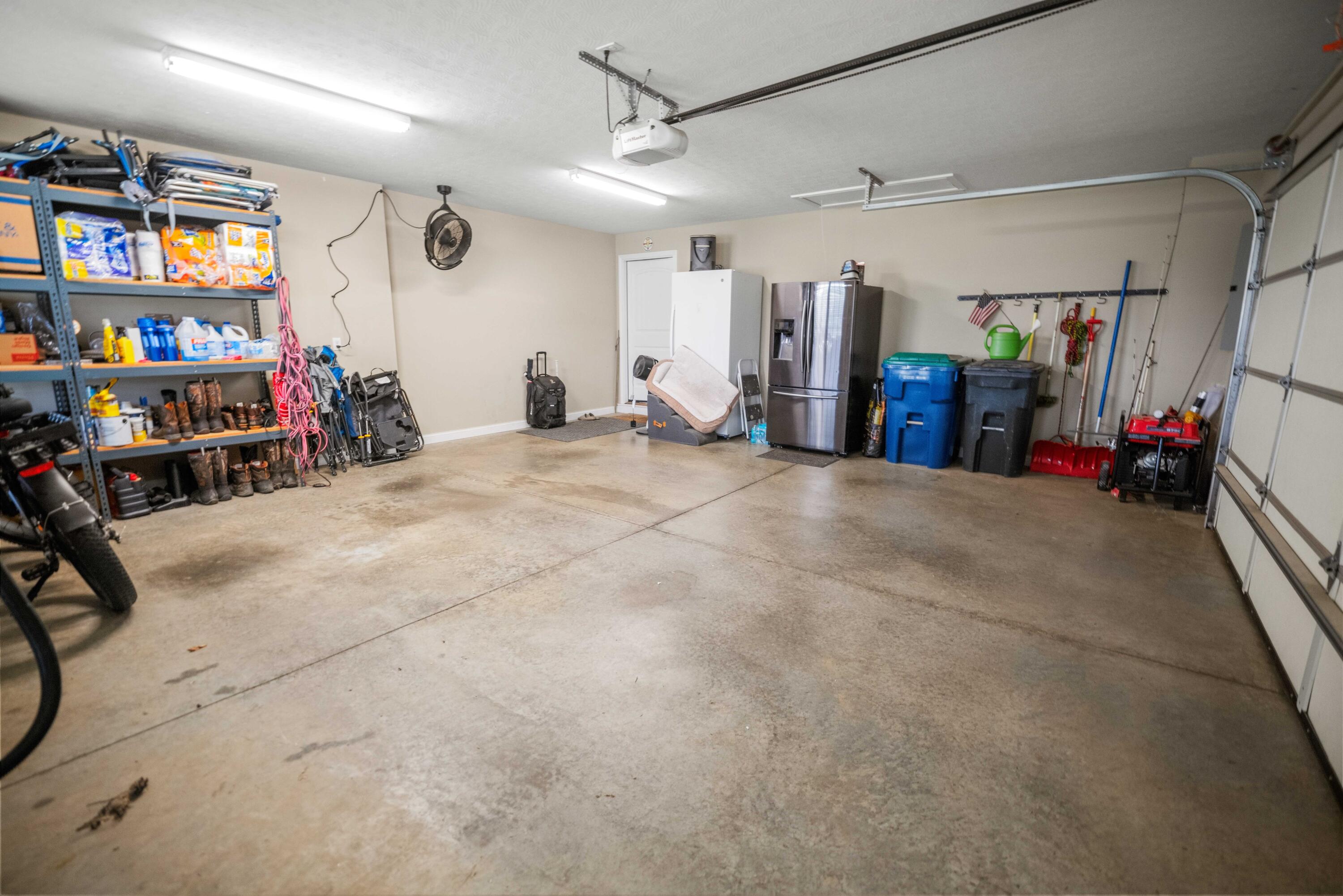 367 Natures Valley Drive Property Photo 41