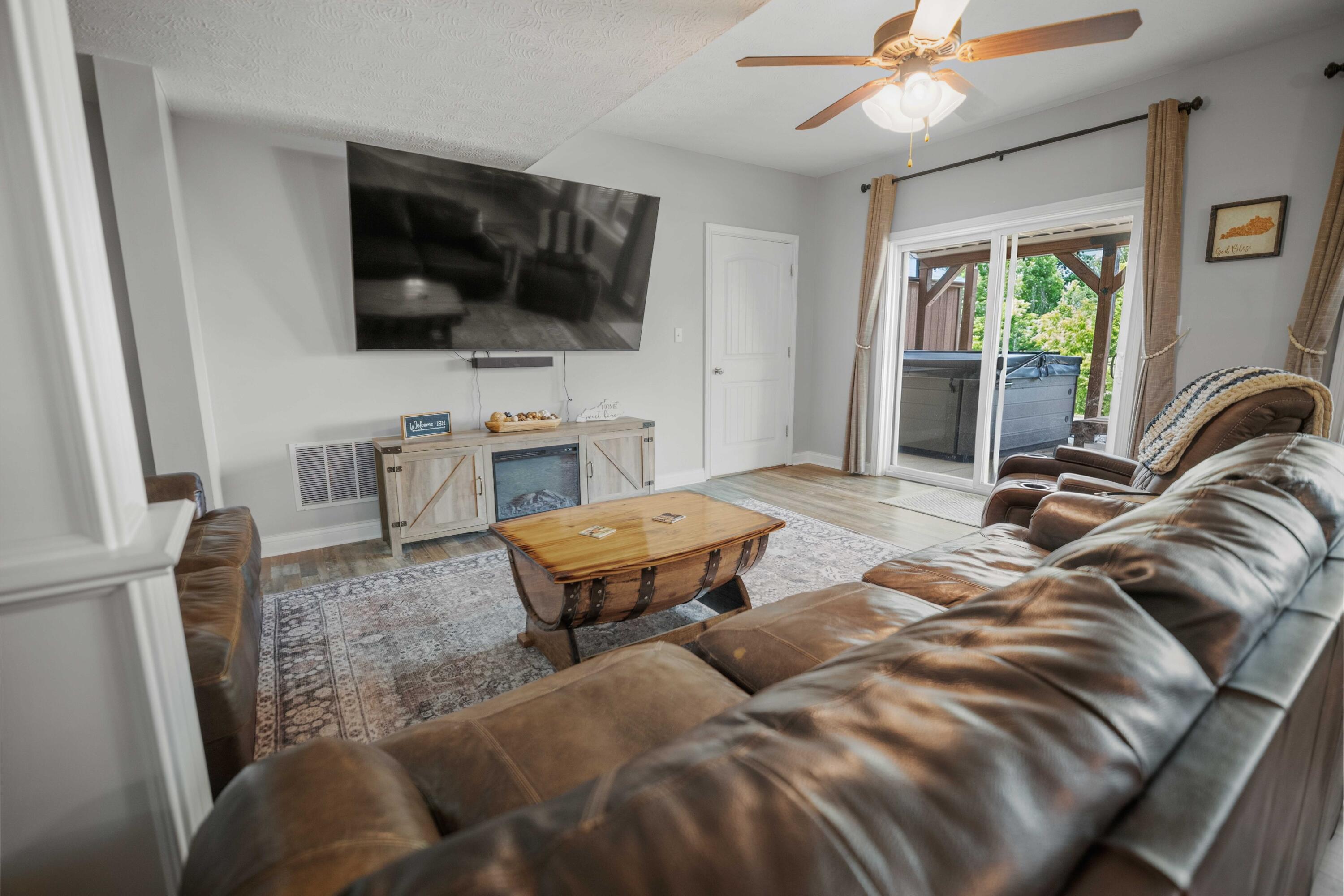 367 Natures Valley Drive Property Photo 45