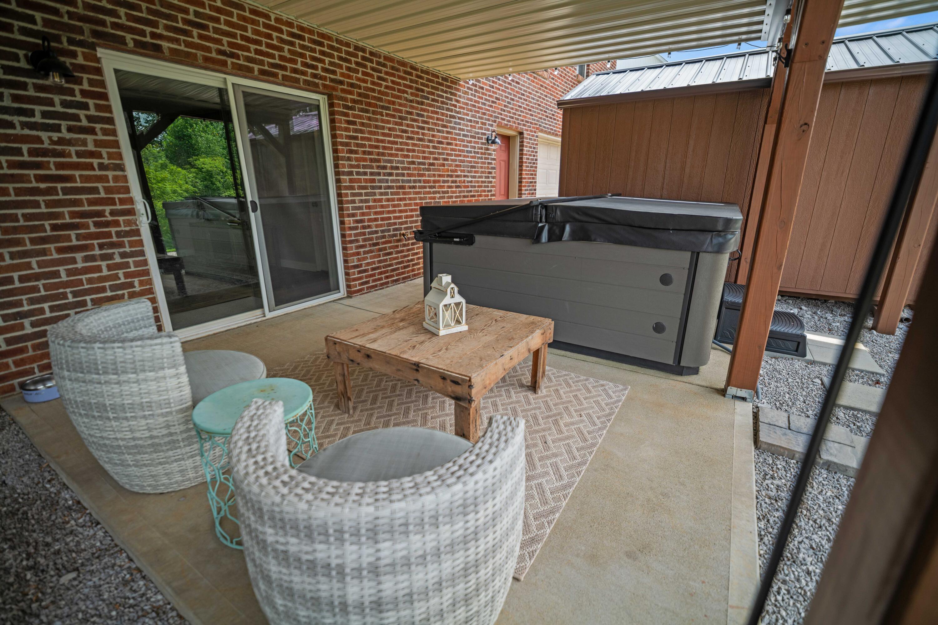 367 Natures Valley Drive Property Photo 63