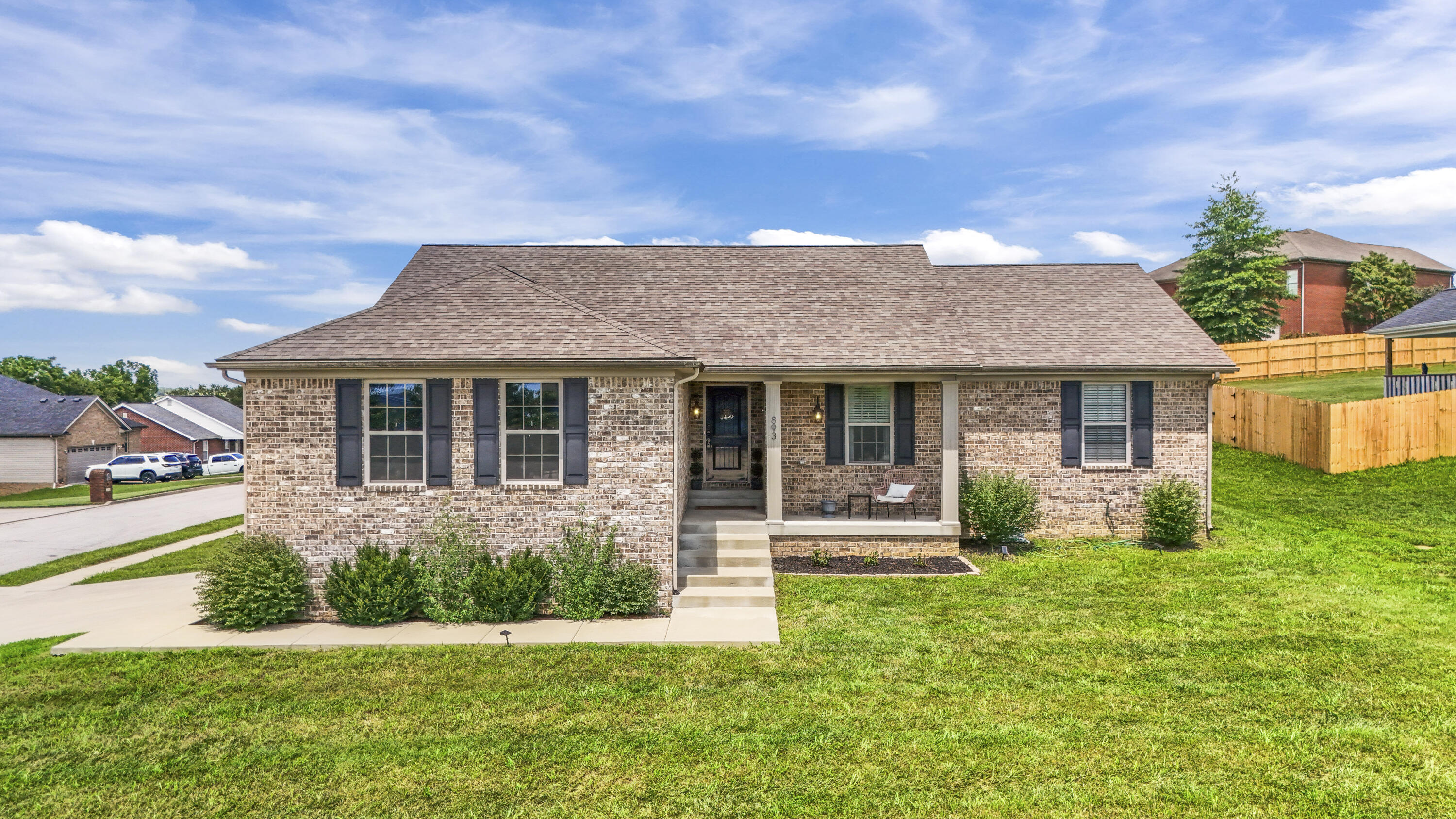 893 Ridgeview Drive Property Photo 3