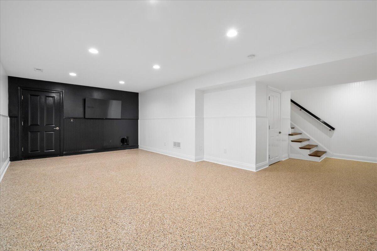 558 Central Avenue Property Photo 53