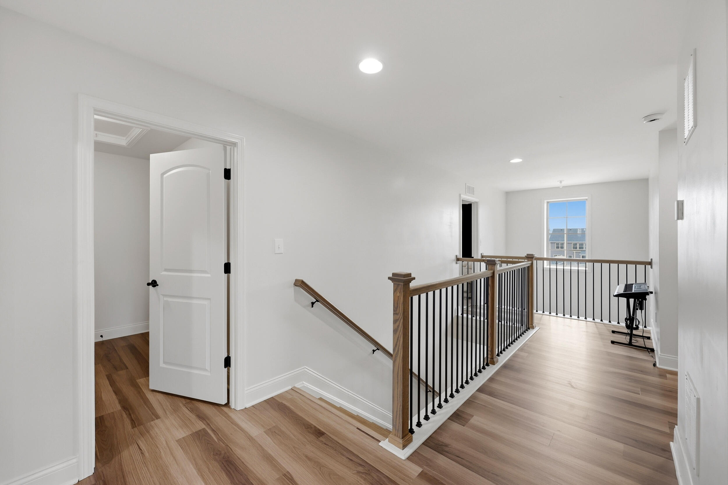 592 Windflower Way Property Photo 14