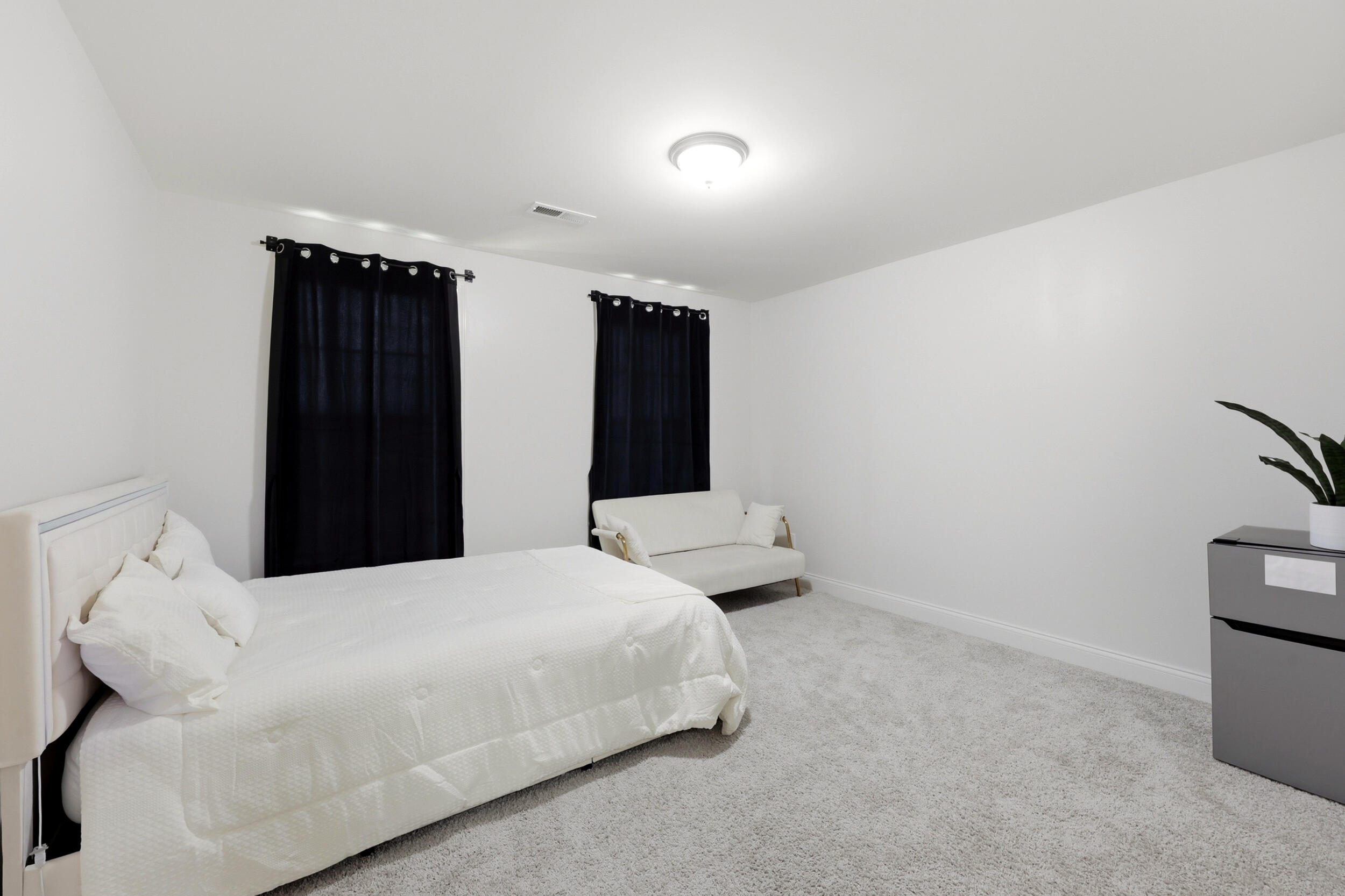 592 Windflower Way Property Photo 17
