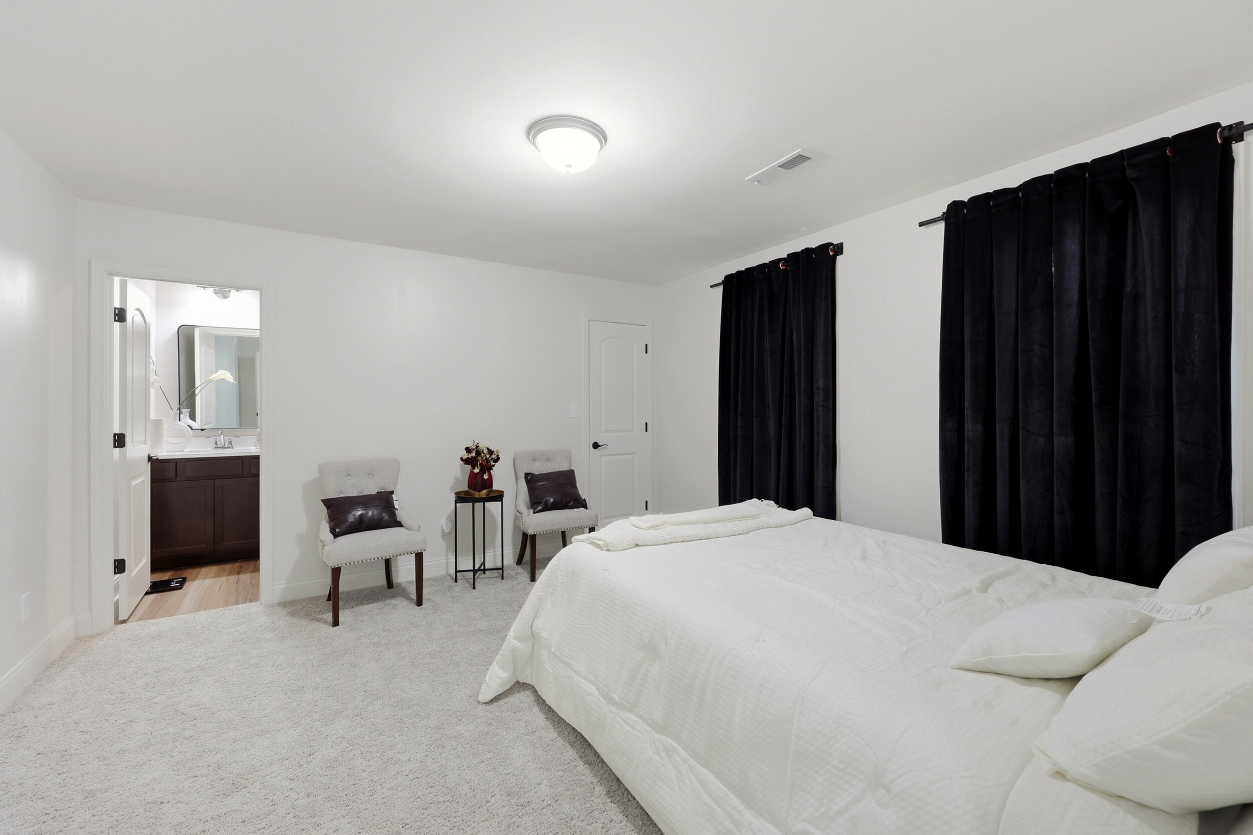 592 Windflower Way Property Photo 19