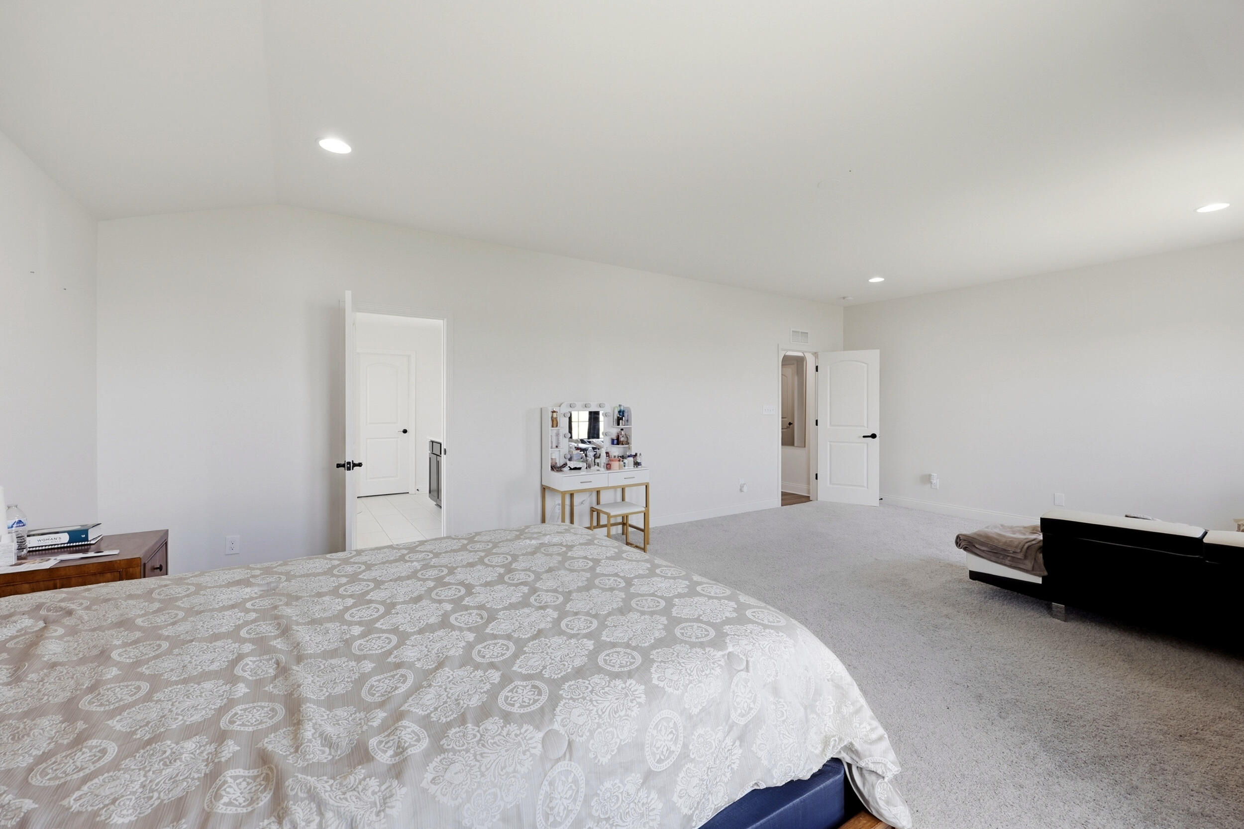 592 Windflower Way Property Photo 22